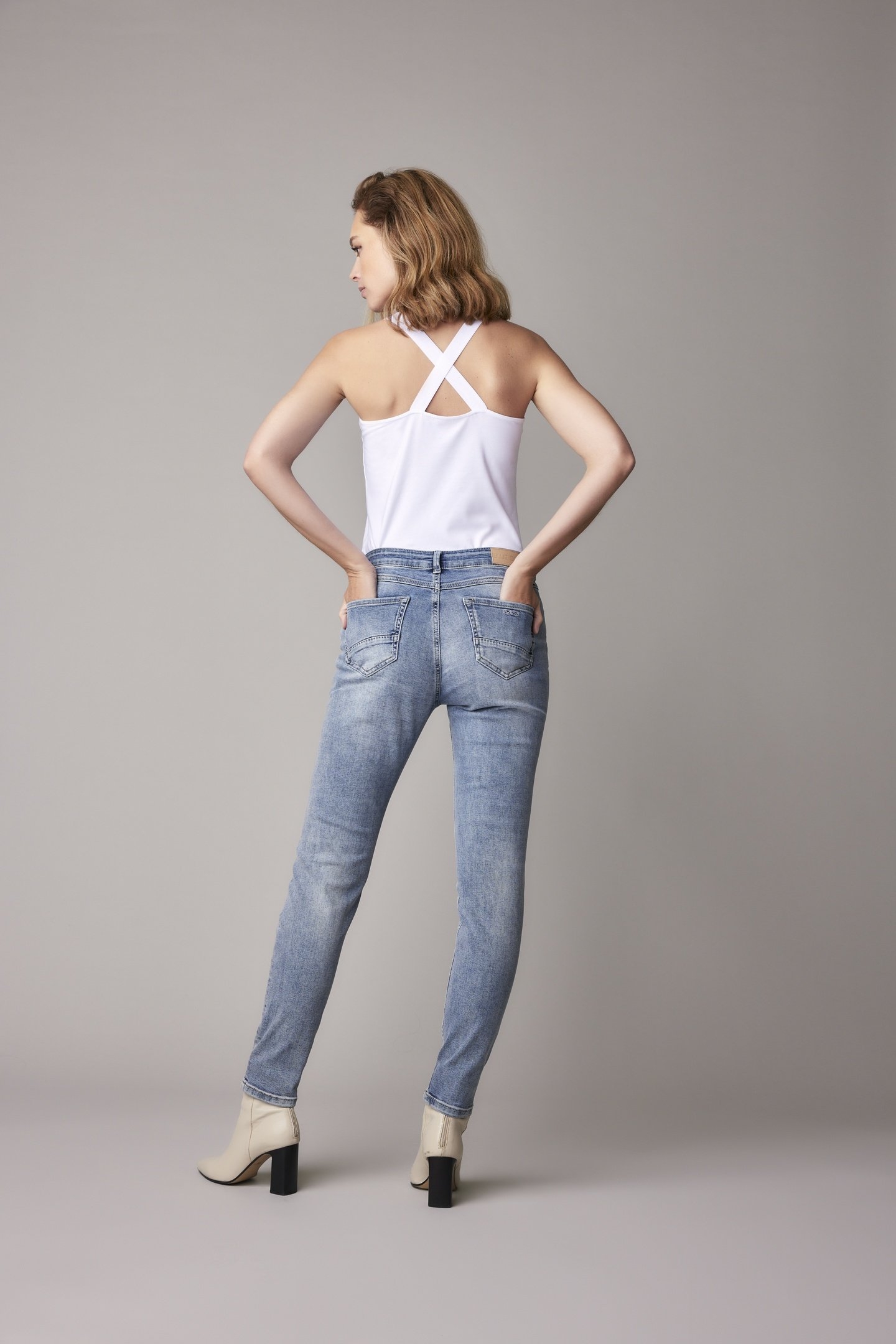 SKINNY PURE STRETCH MID DENIM 2