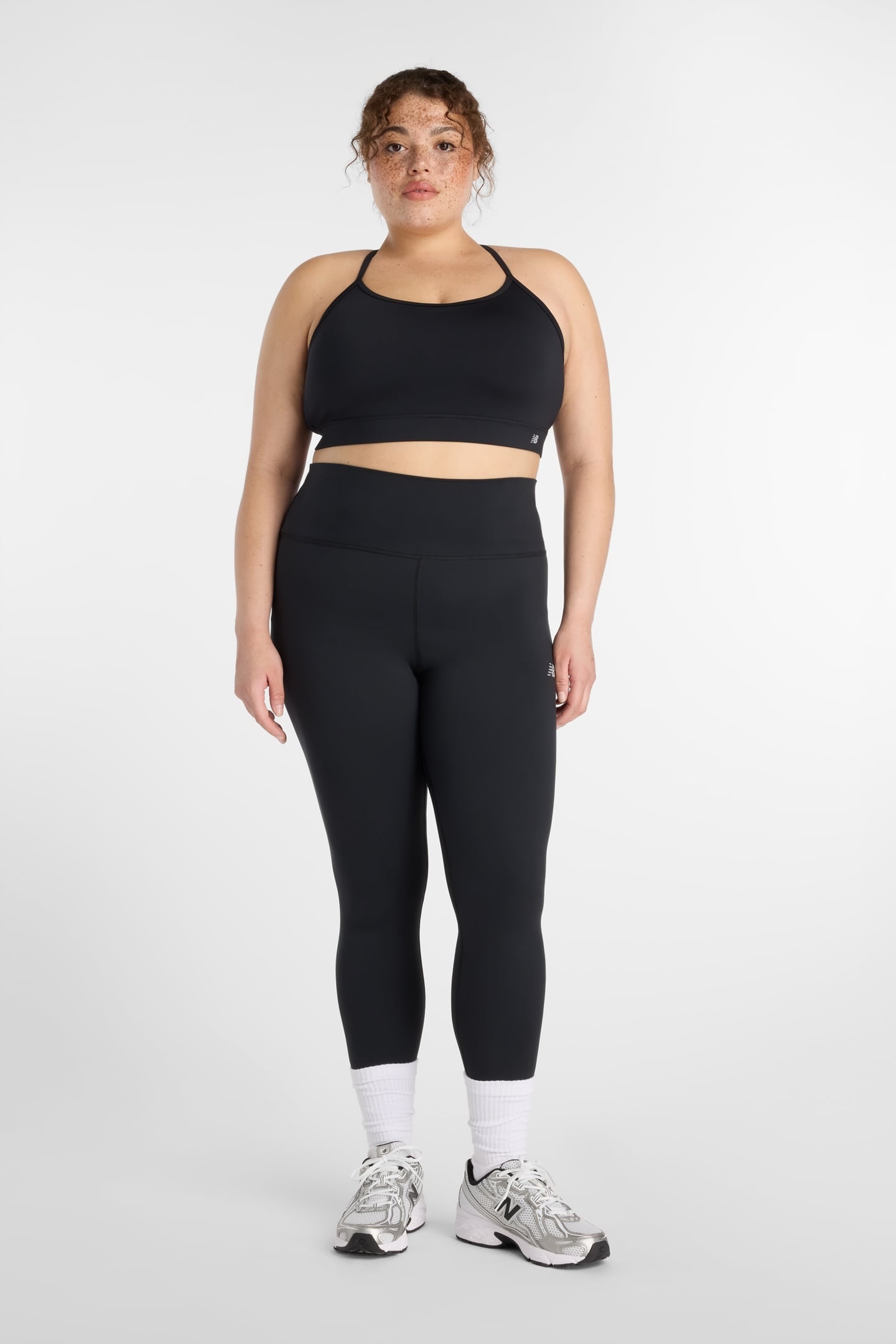 ESSENTIAL YOGA BRA BLACK (BK) 5