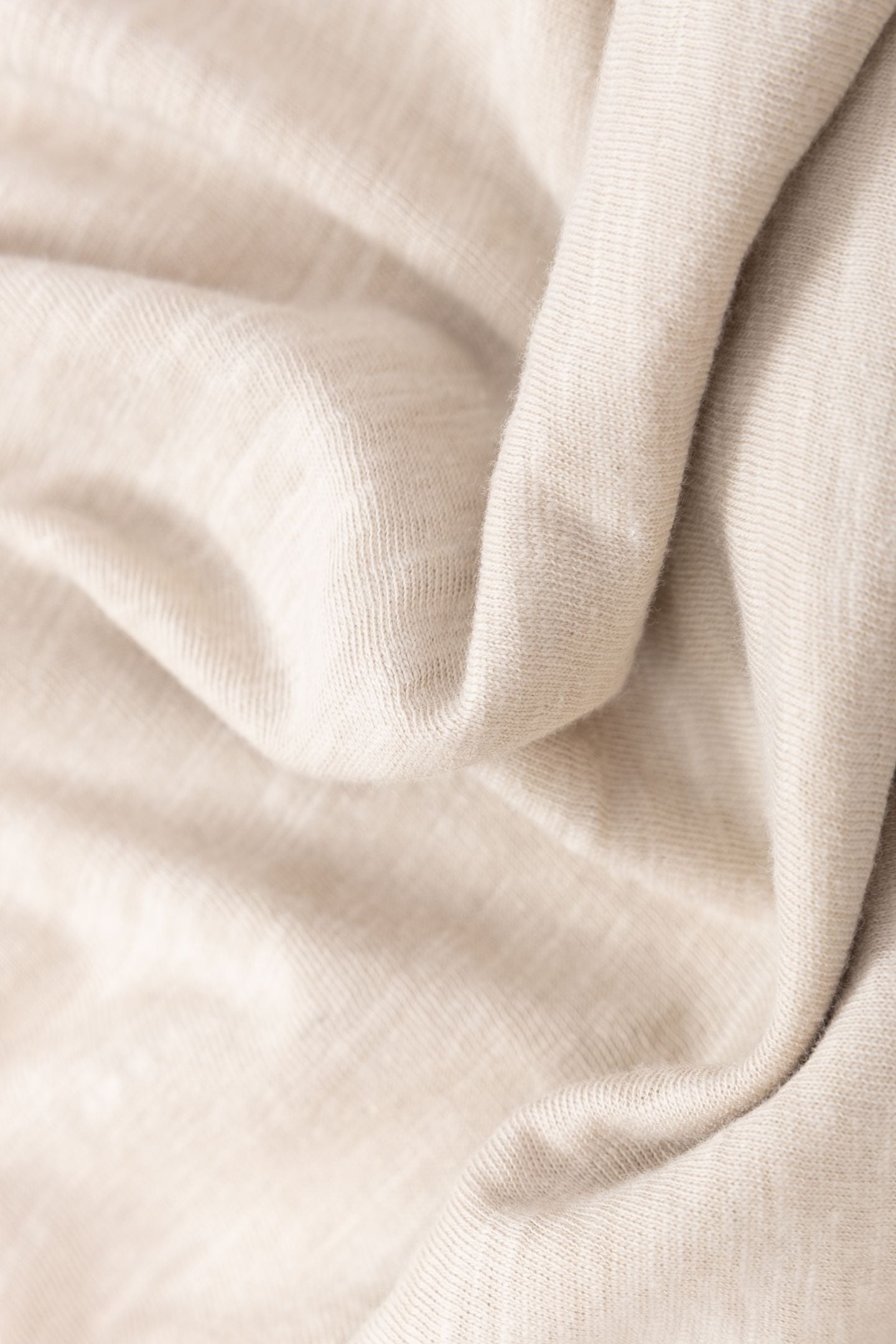 BEIGE ORGANIC COTTON ESSENTIAL V-NECK T-SHIRT 6