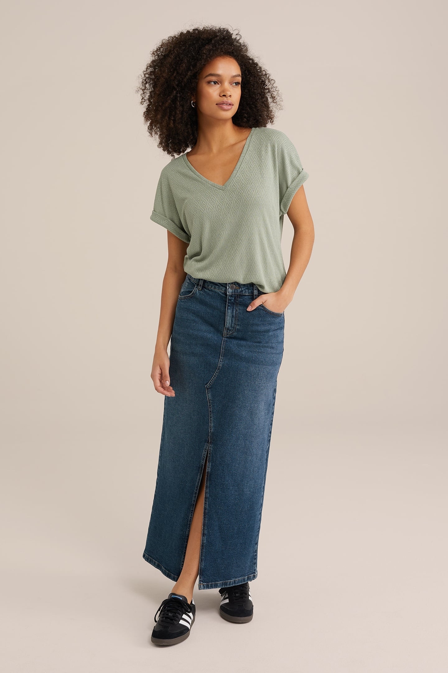 T-SHIRT LIGHT GREEN 2