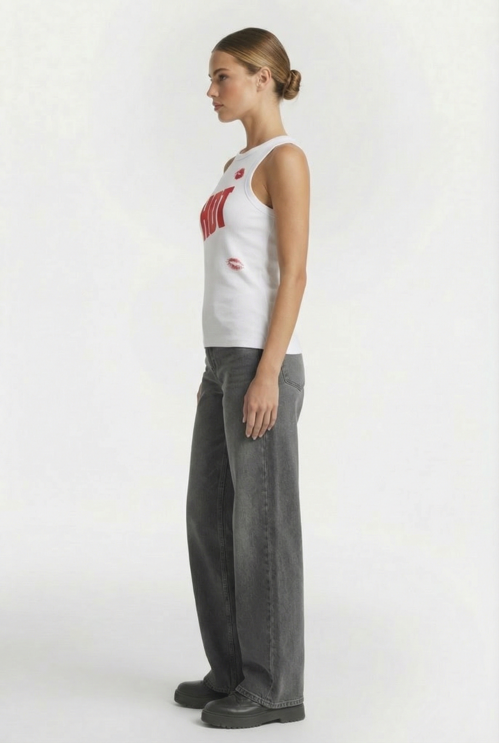 CARNE BOLLENTE – KISS ME I'M HOT TANK TOP 3