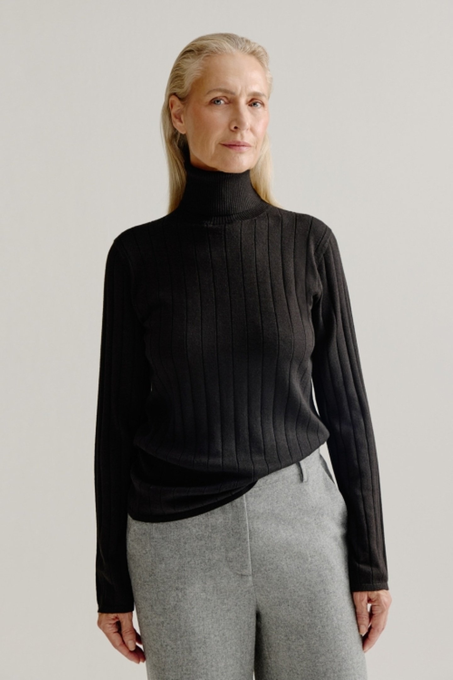 LISELOTTE TURTLE BLACK 2