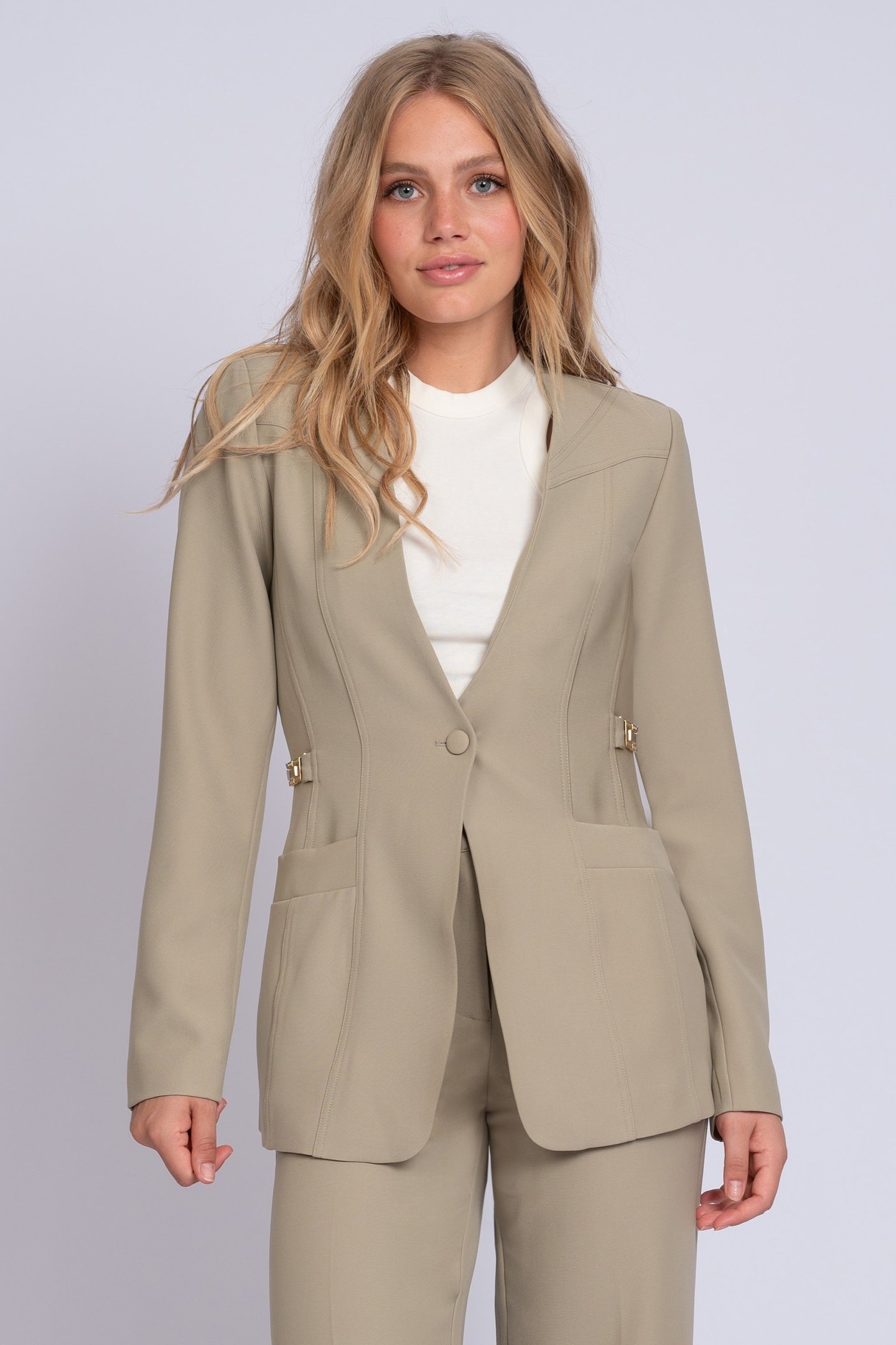 IRINGA BLAZER KHAKI 1