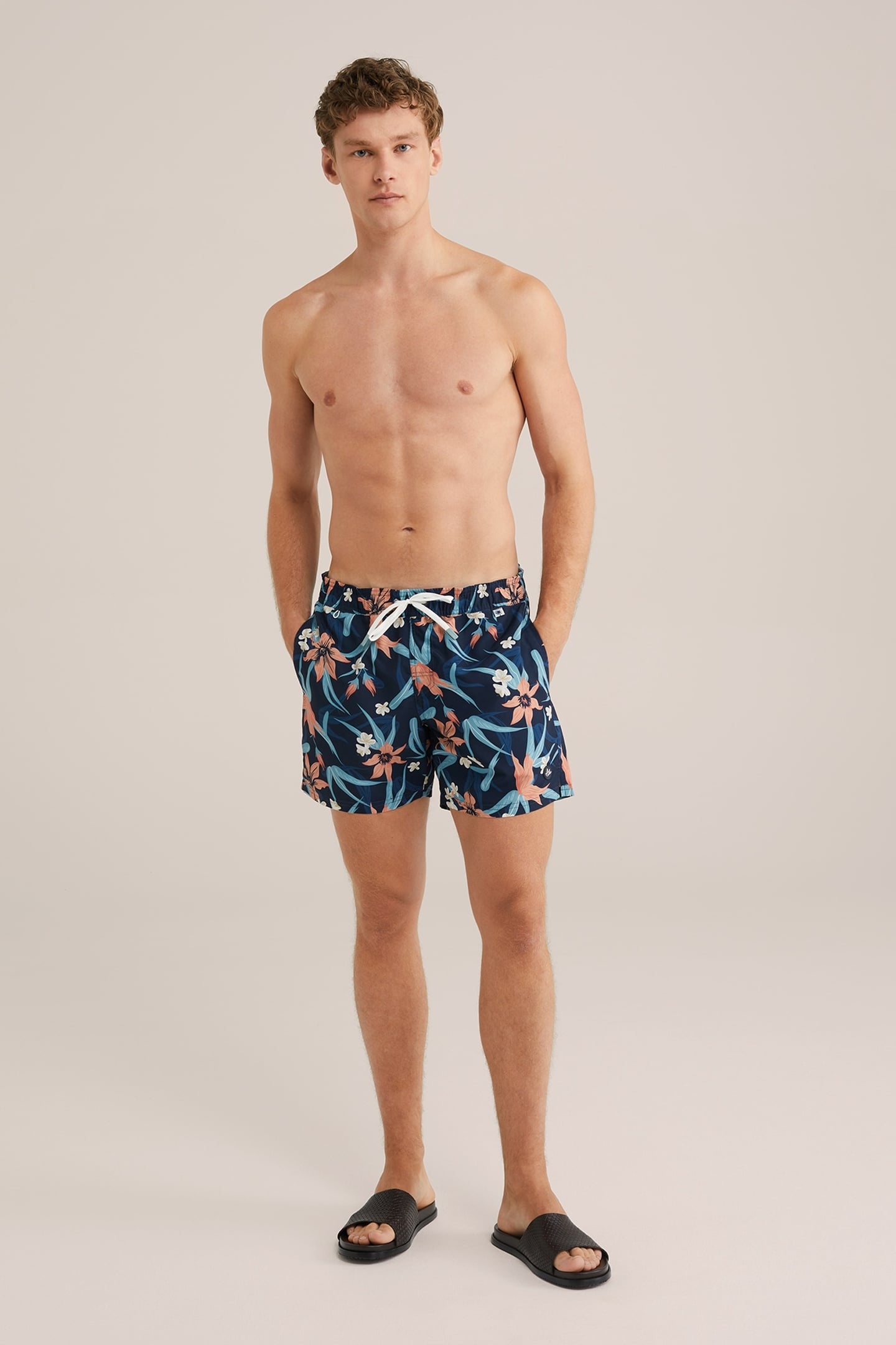 BEACH SHORT DARK BLUE 7