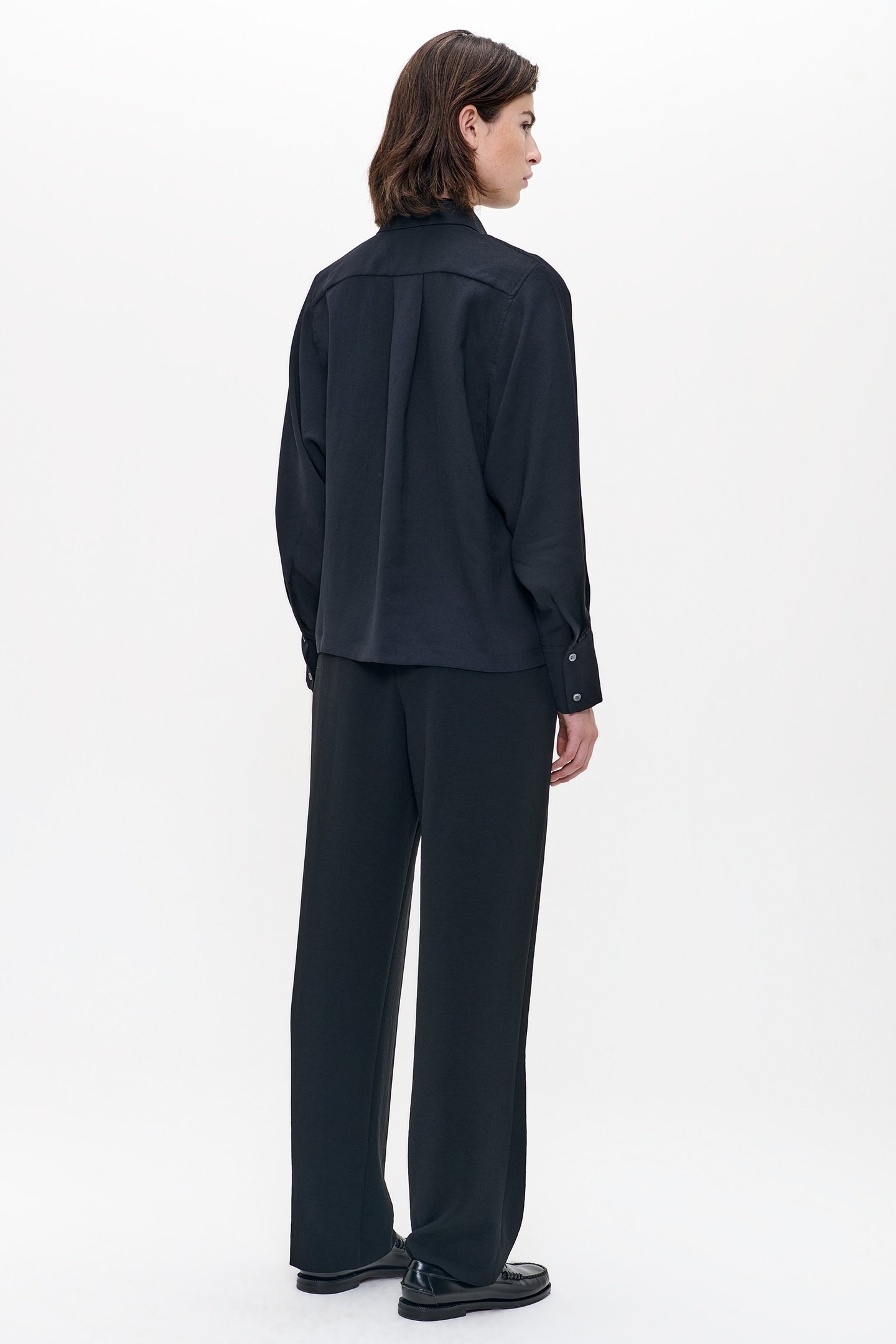 FLUID BAT-SLEEVE SHIRT BLACK 4