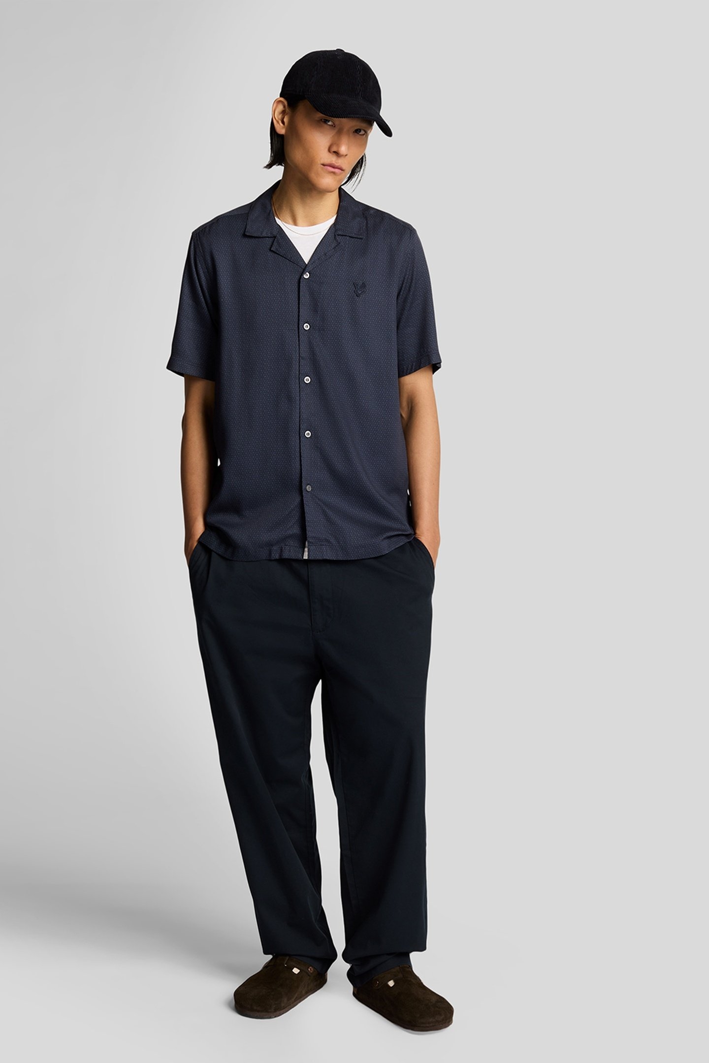 GEO MOTIF PRINTED REVERE SHIRT DARK NAVY 2