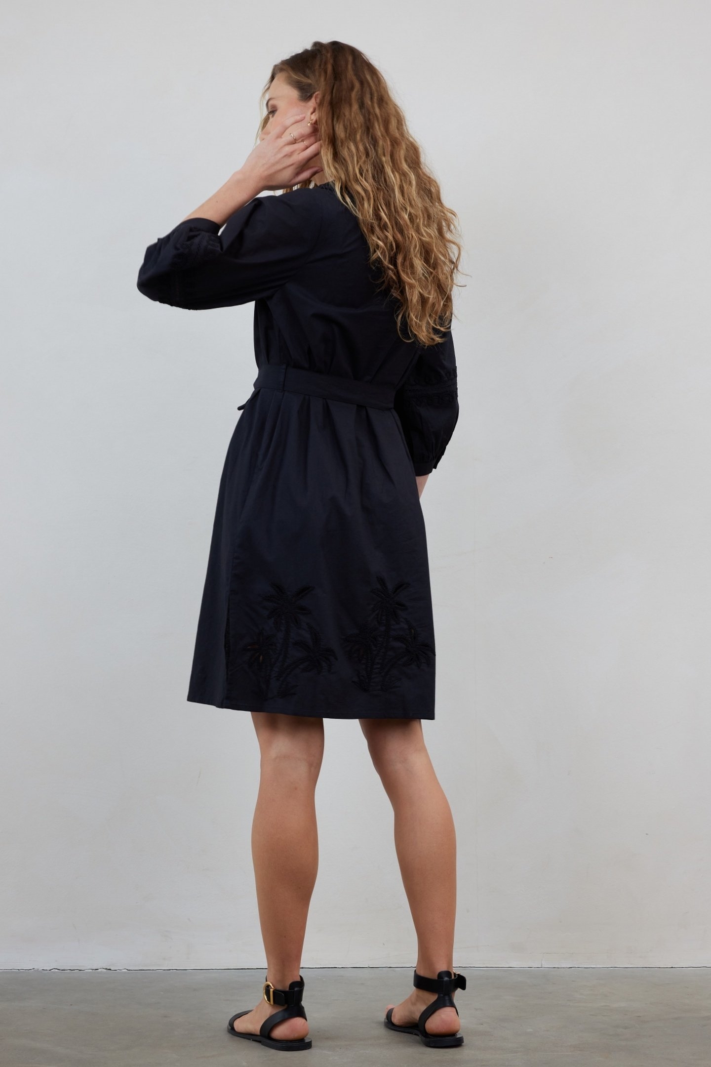 TUNIC VECCI IN BLACK 3