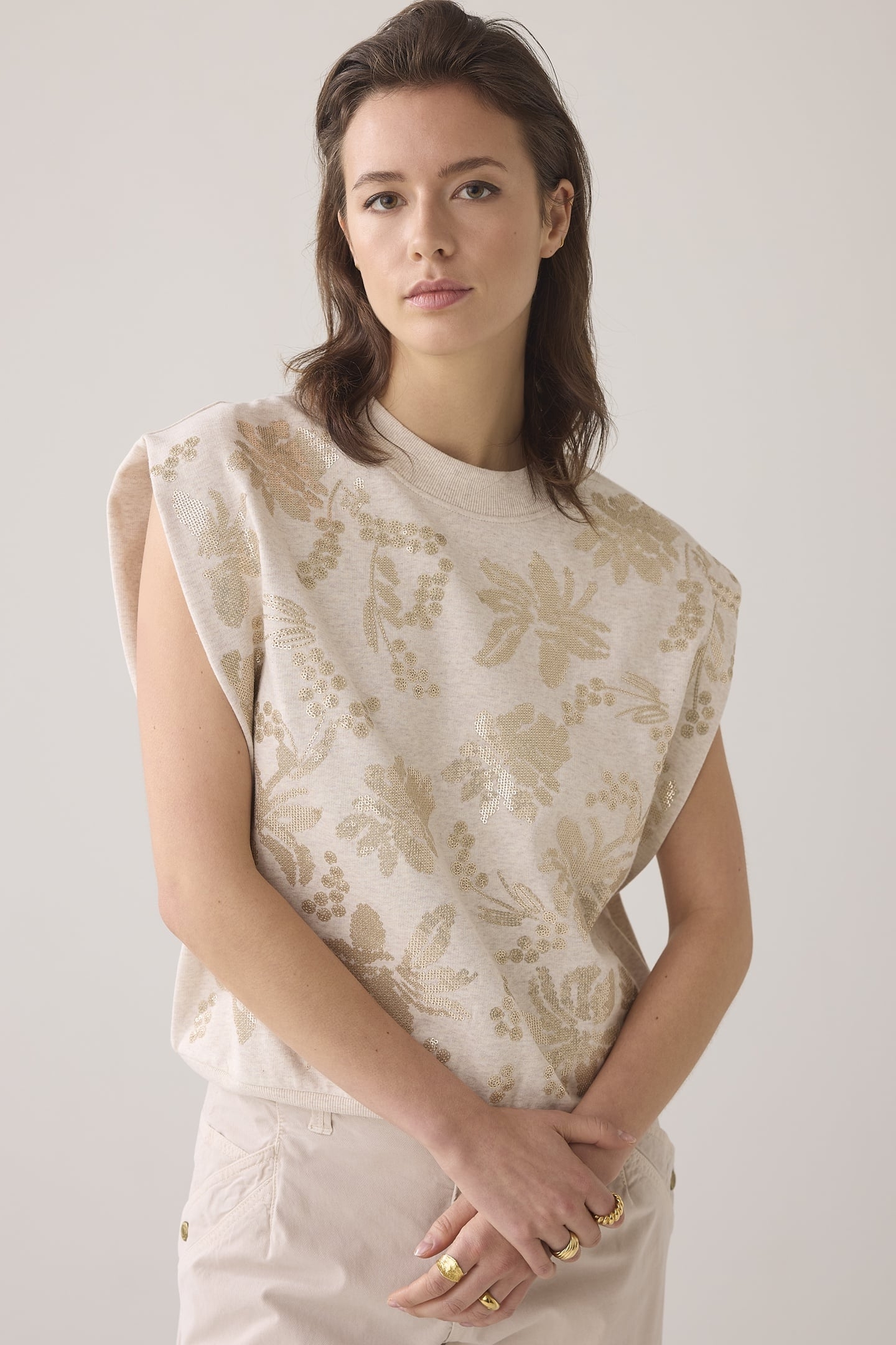 SLEEVELESS EMBELLISHED SWEATSHIRT PEBBLE BEIGE 1