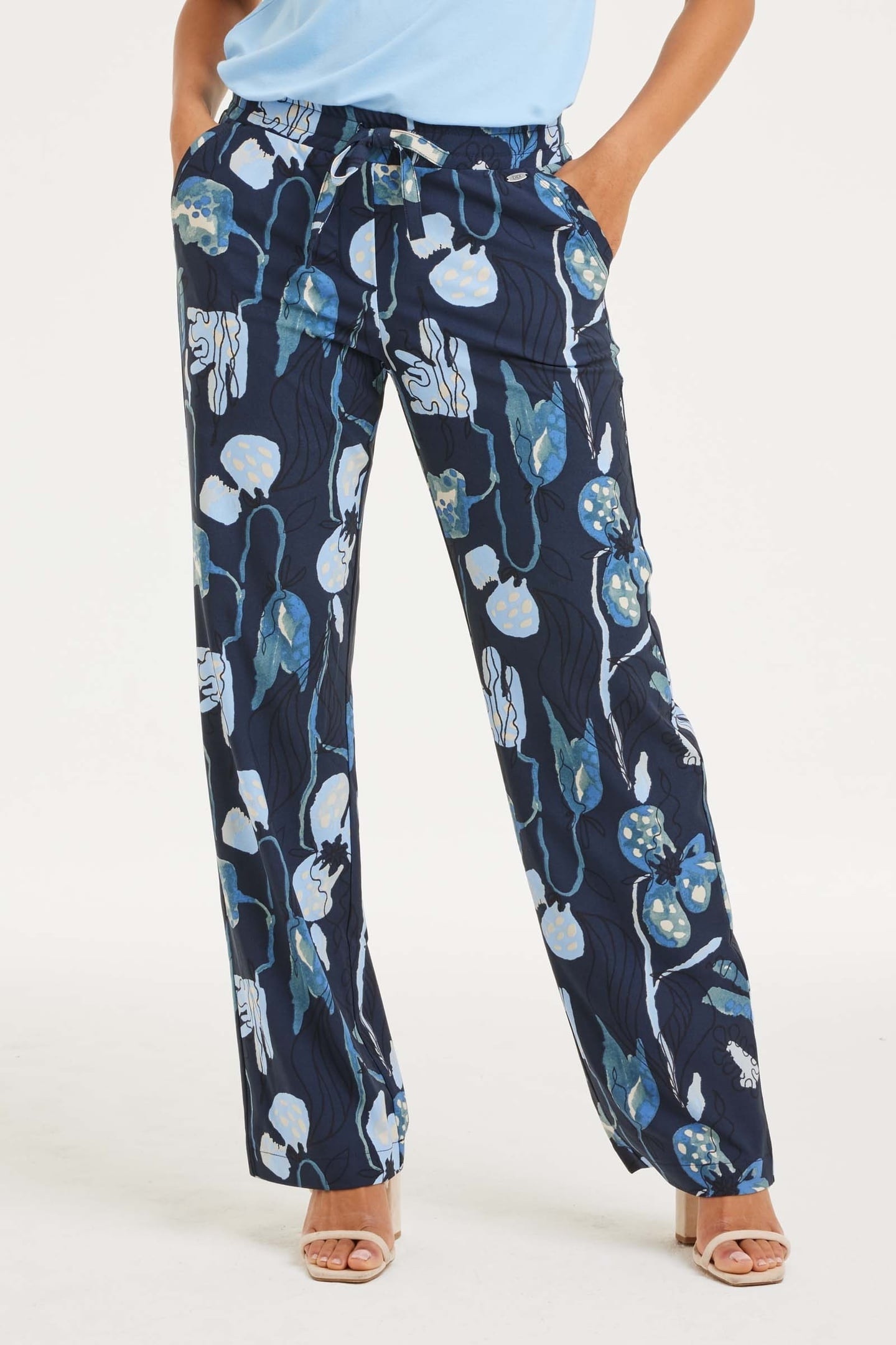TRAVEL PANTS FALCON PRINT DARKBLUE AMBIANCE PRINT 2