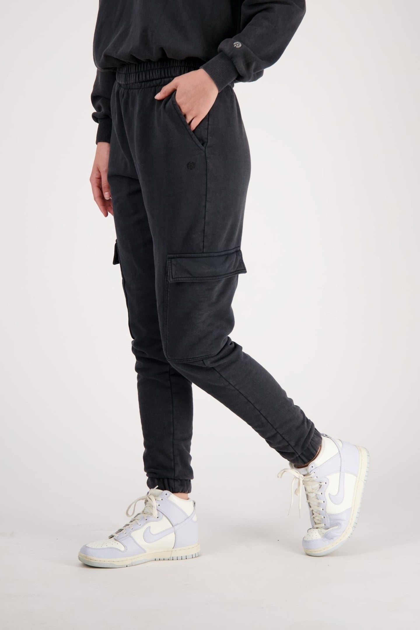 SABRINA WASHED BLACK 3