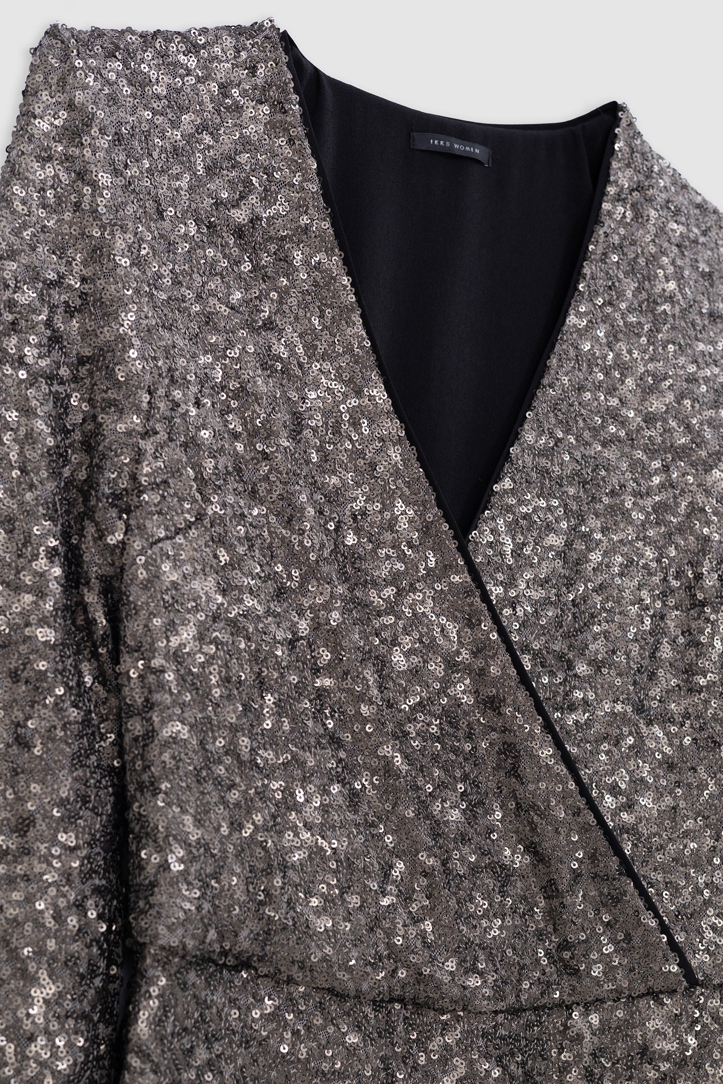 GREY DRESS EMBROIDERED WITH METALLIC SEQUINS 4