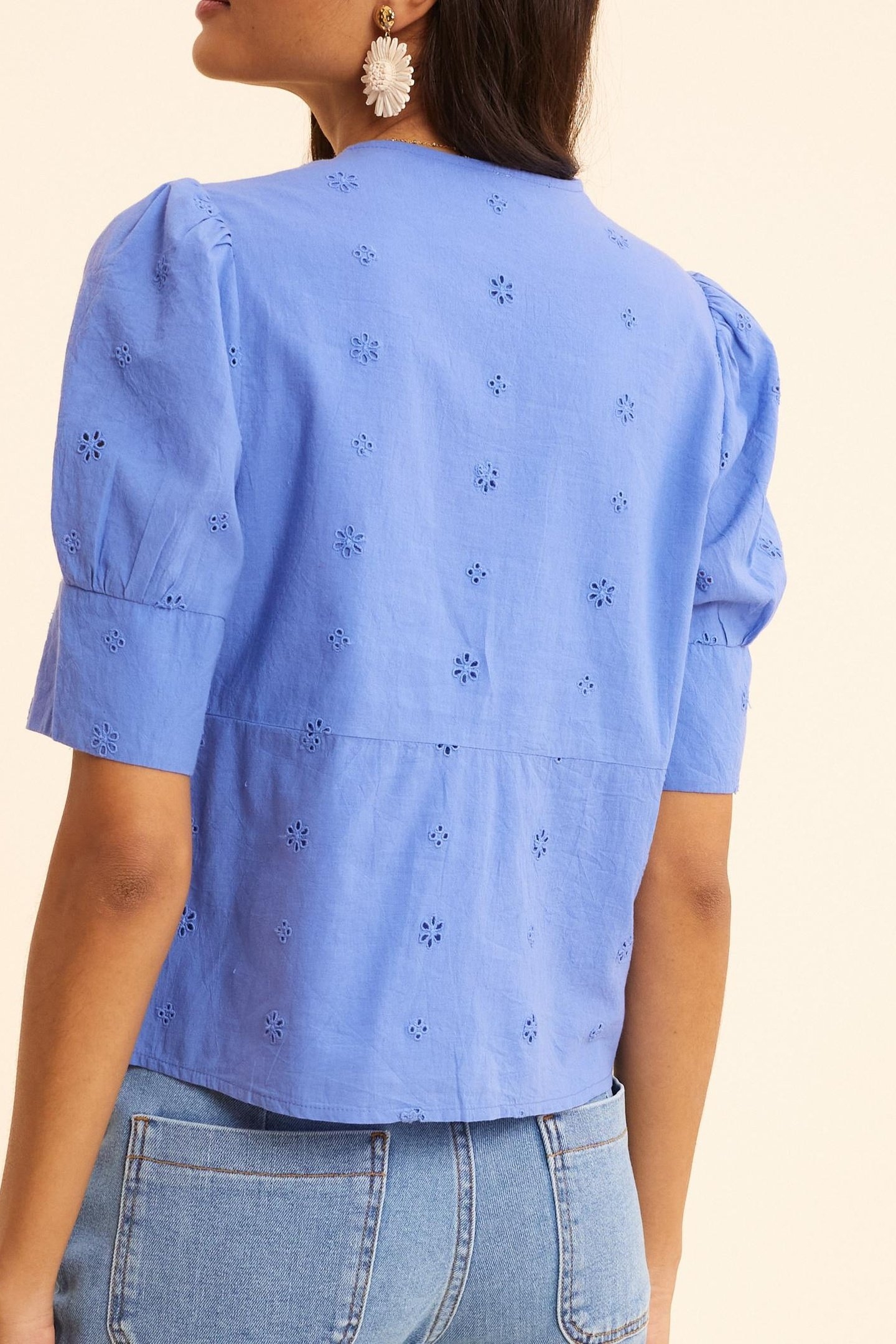 BLUE TOP WITH ENGLISH EMBROIDERY AND DOUBLE-BREASTED BUTTONI 2
