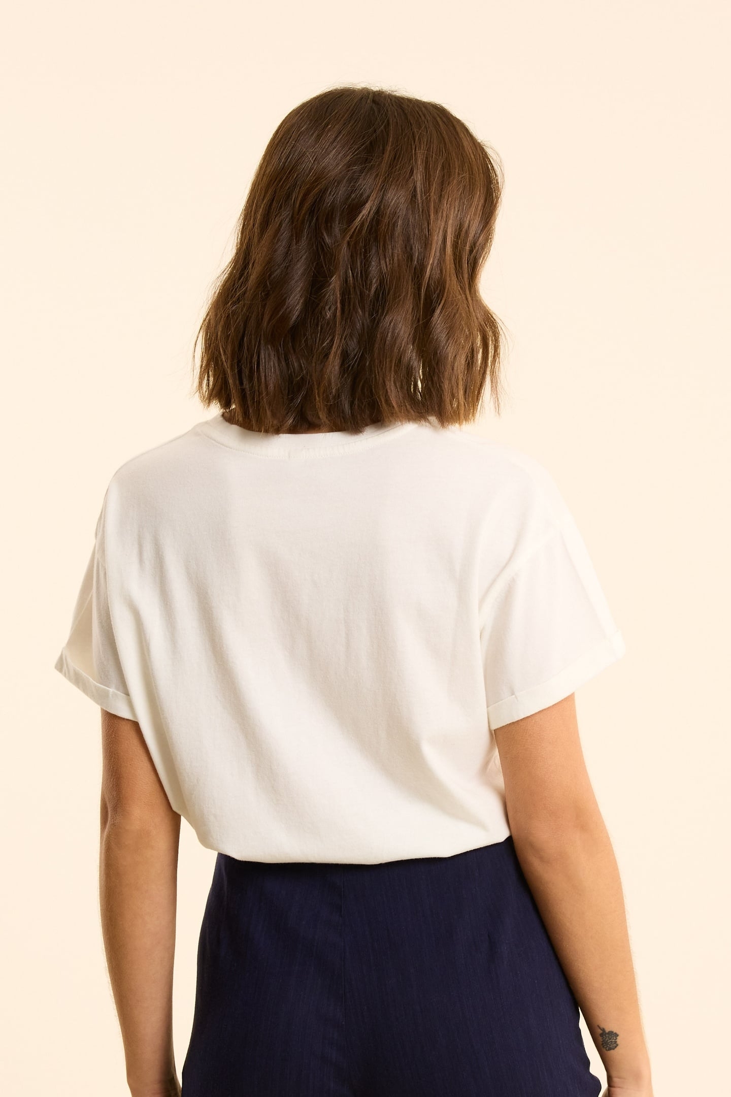 WHITE SHORT-SLEEVED T-SHIRT WITH EMBROIDERED SLOGAN OFF-WHIT 4