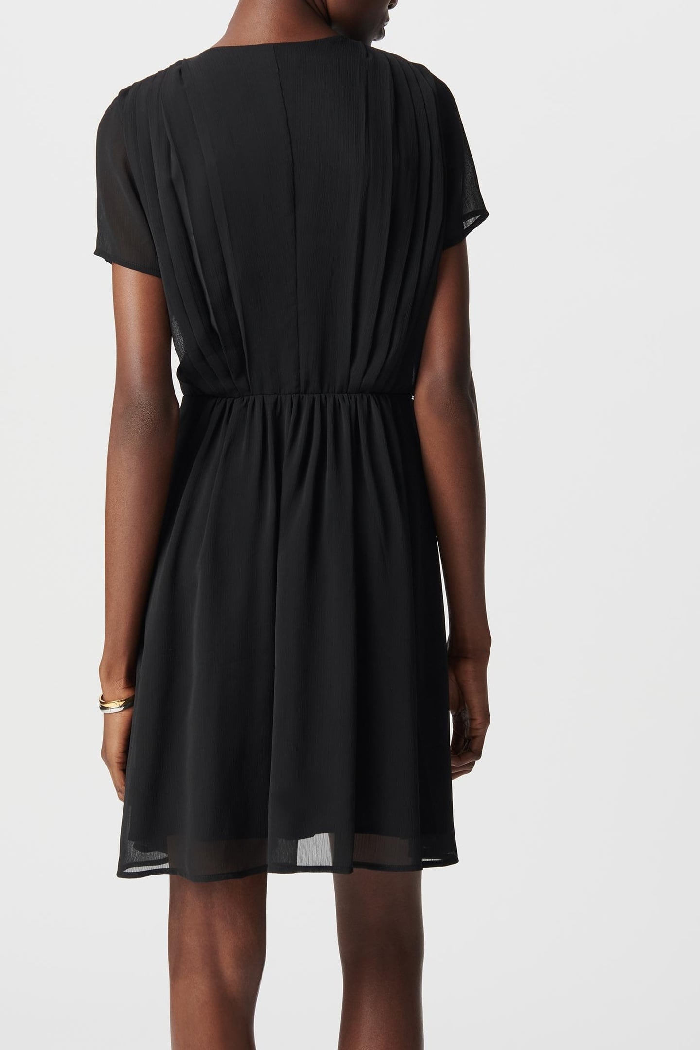BLACK DRESS WITH PLEATED WAIST DETAIL 3