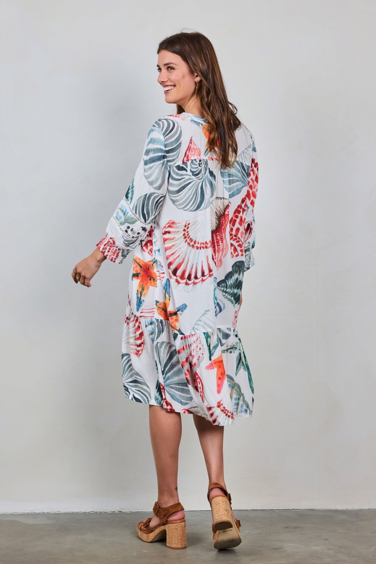 DRESS SUNSET IN OFFWHITE WITH OCEAN TREASURES XL PRINT 3