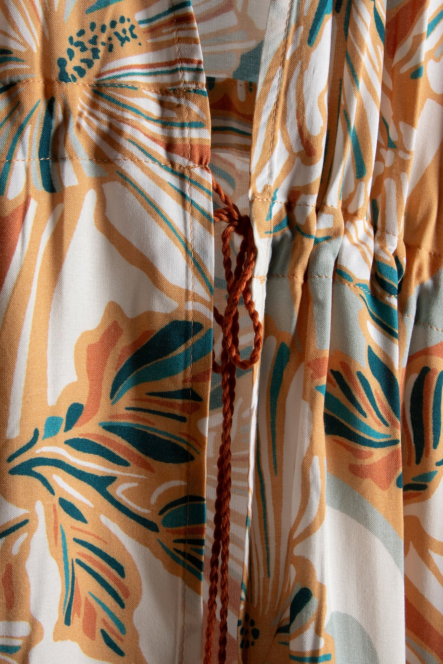 KAFTAN YASSINA IN OFFWHITE WITH MARITIMO PRINT 4