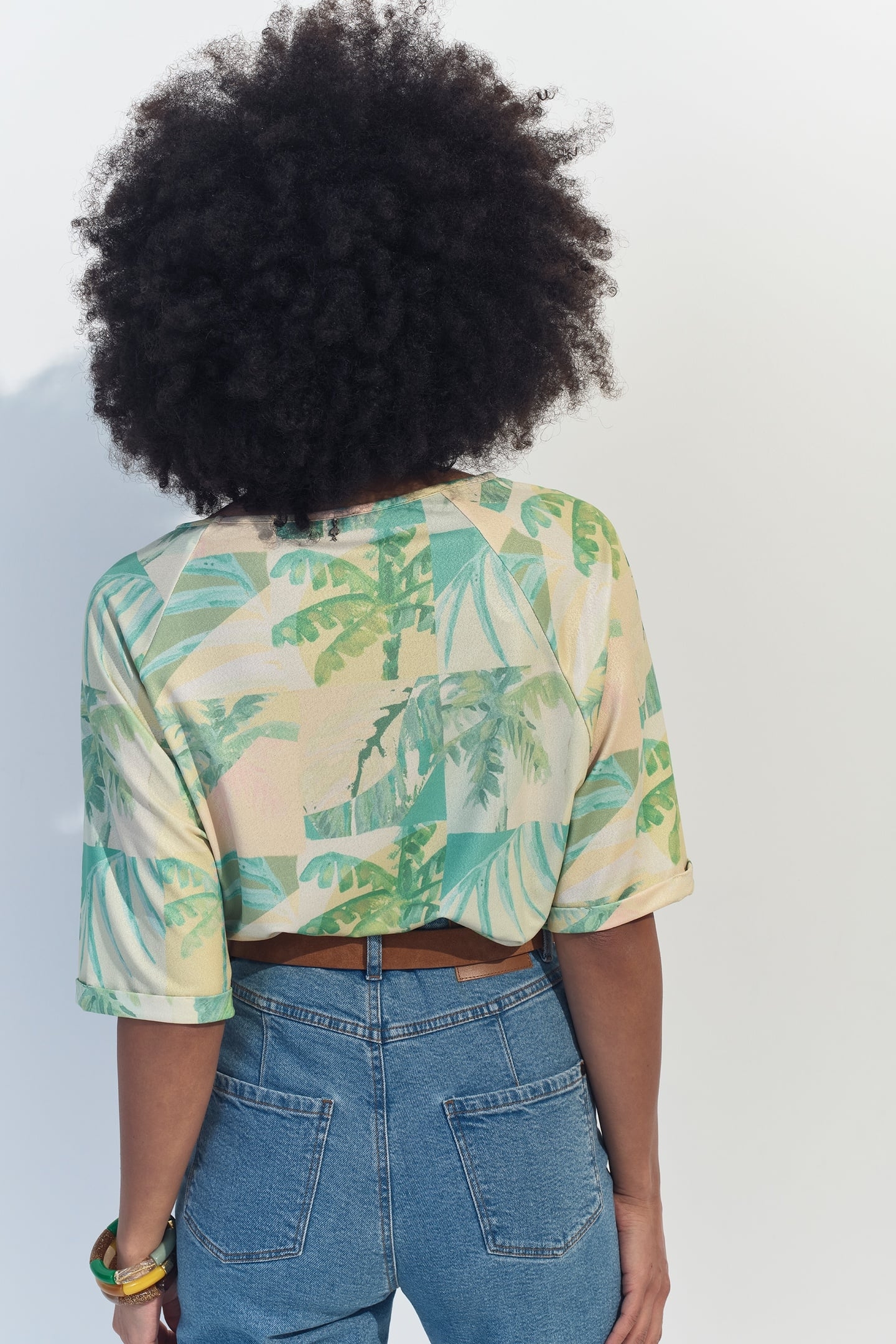 MANU - YELLOW WATERCOLOUR OASIS PRINT T-SHIRT 2