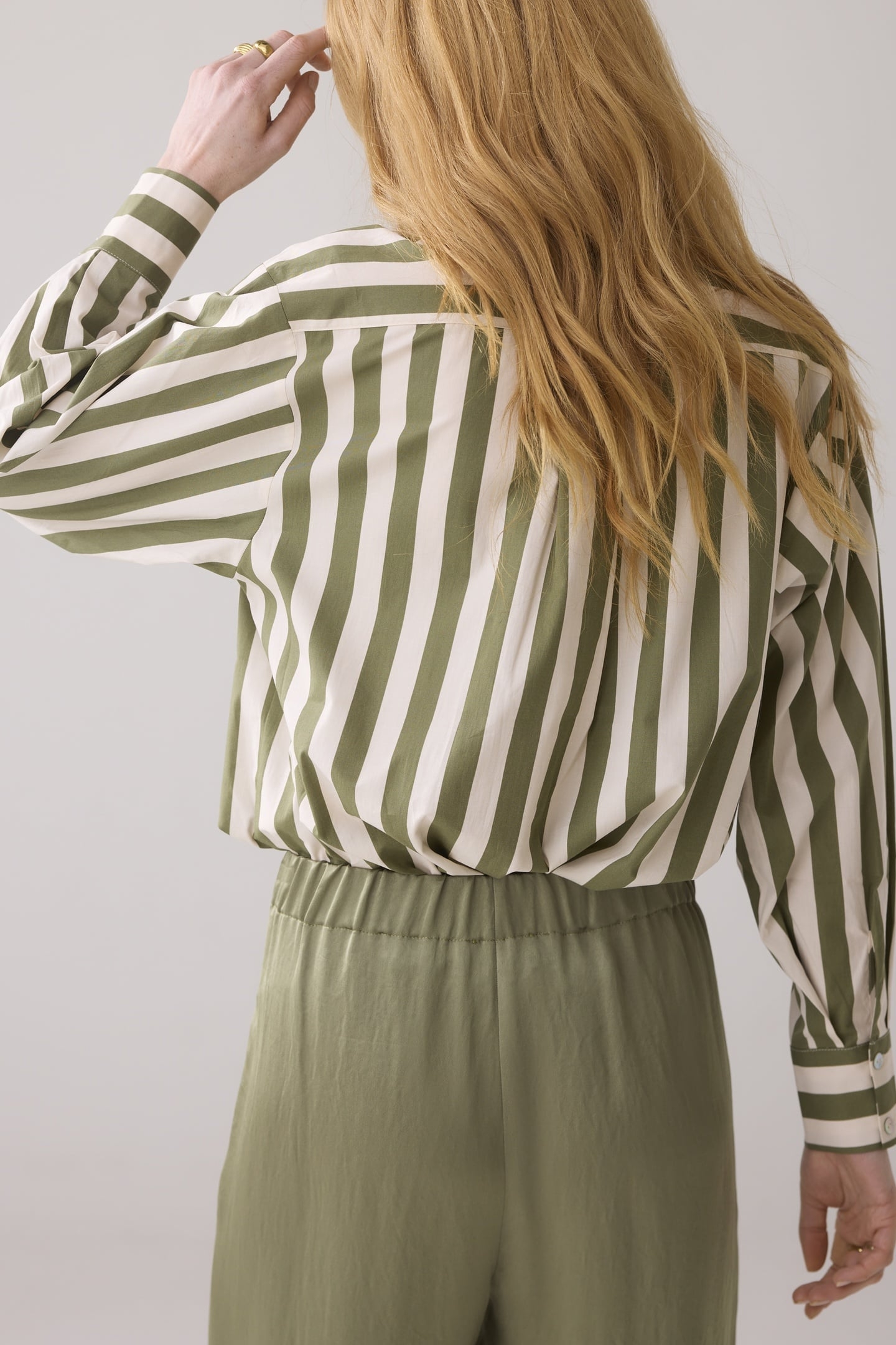 BLOUSE BOW TIE PRINTED STRIPE COMBAT GREEN 2