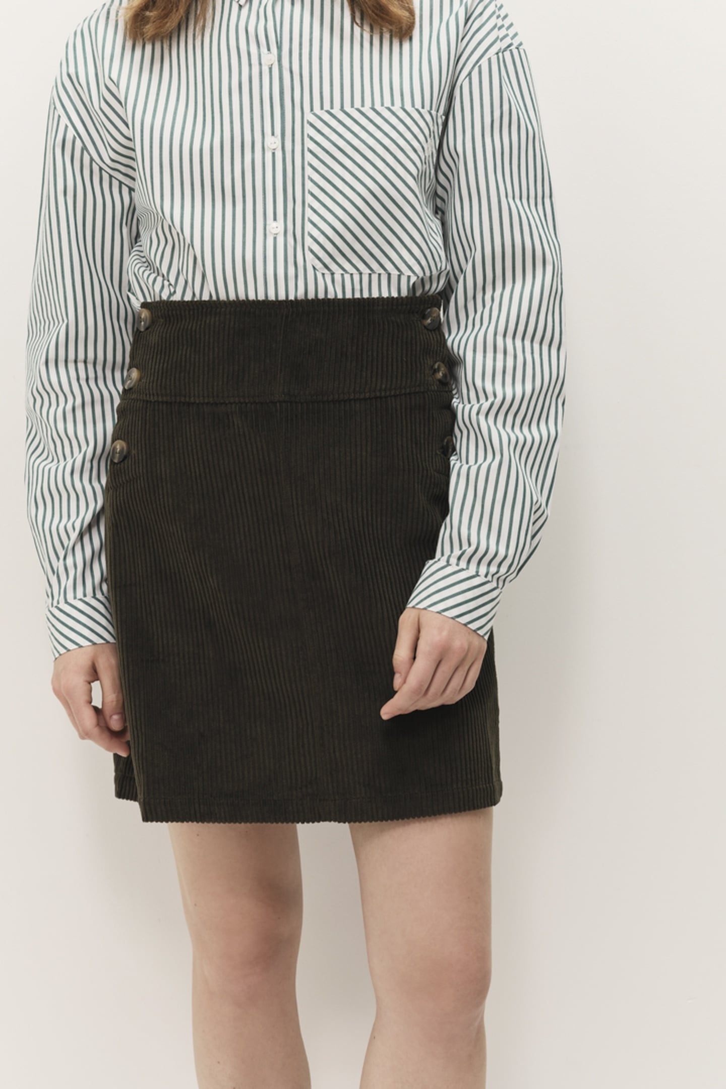 JUJU - SHORT KHAKI CORDUROY SKIRT 2