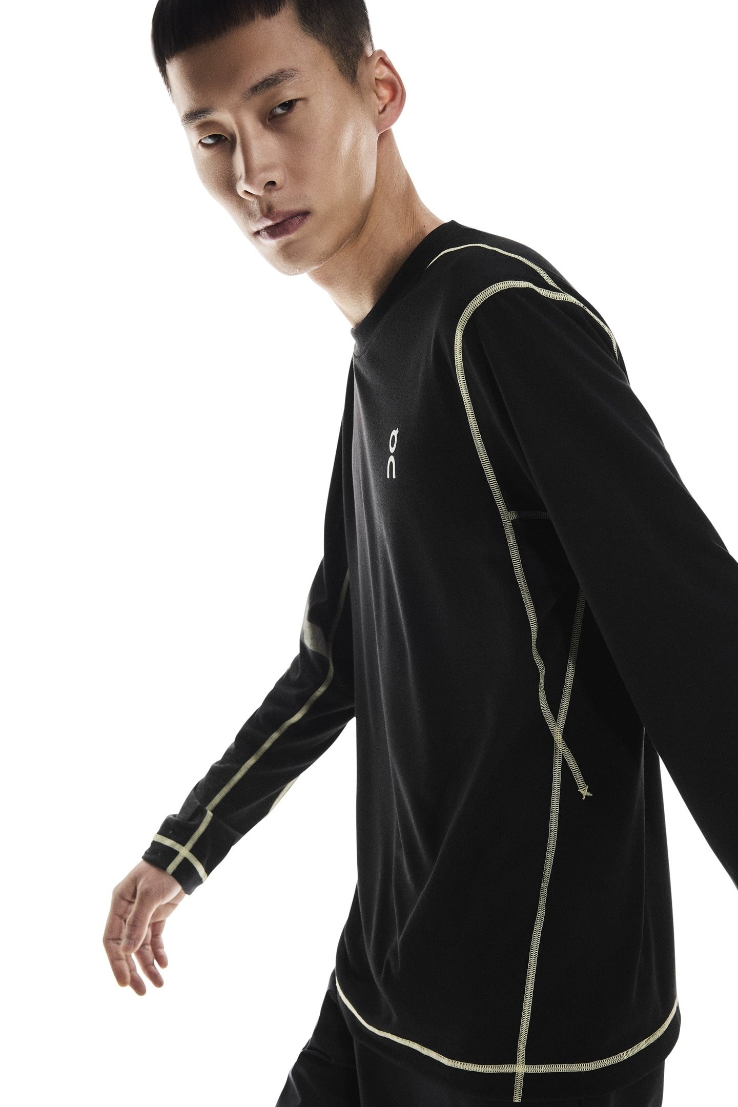 ACTIVE LONG-T GRAPHIC 1 M BLACK 4