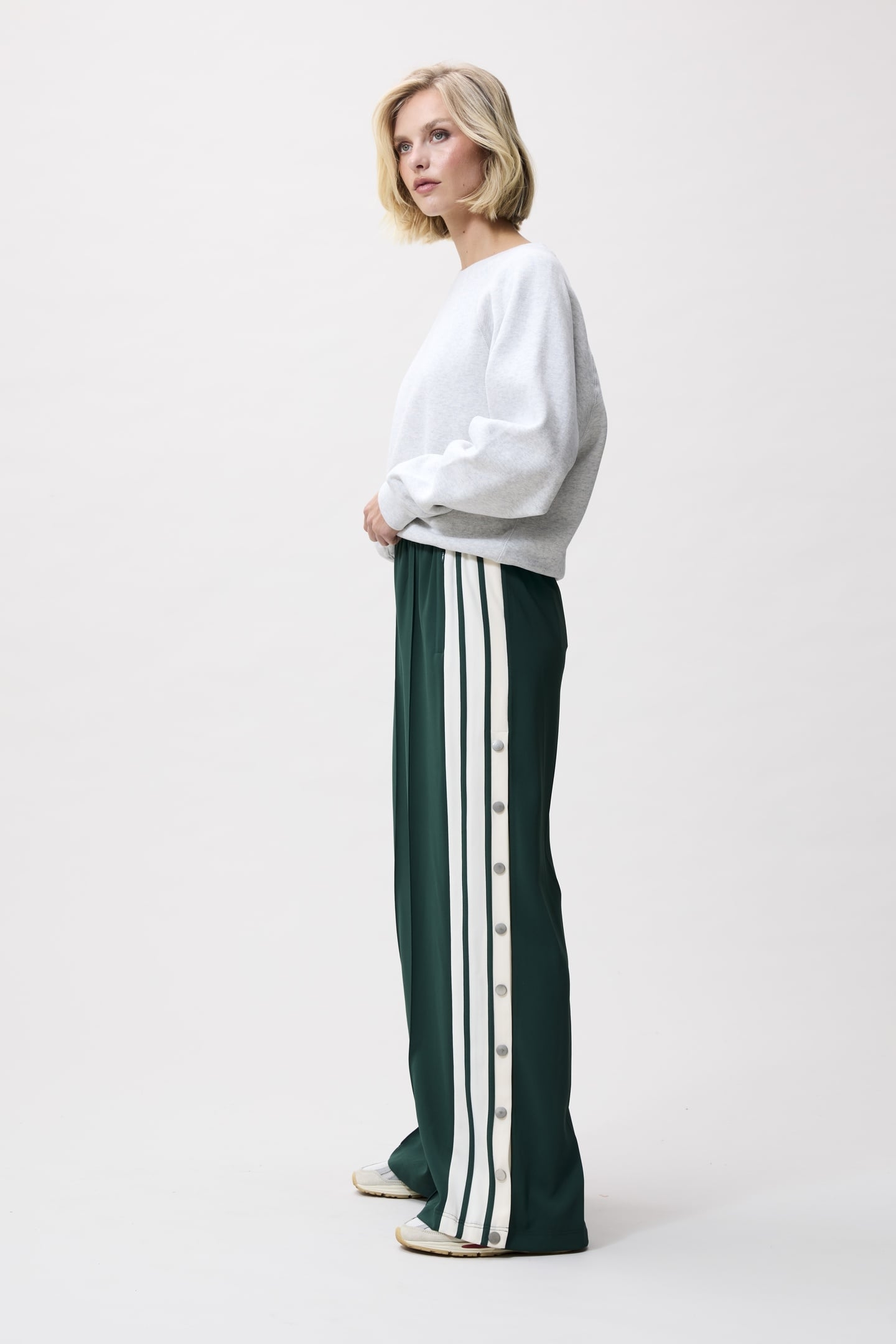 SIDE BUTTON TRACKSUIT TROUSERS PINE FOREST 2