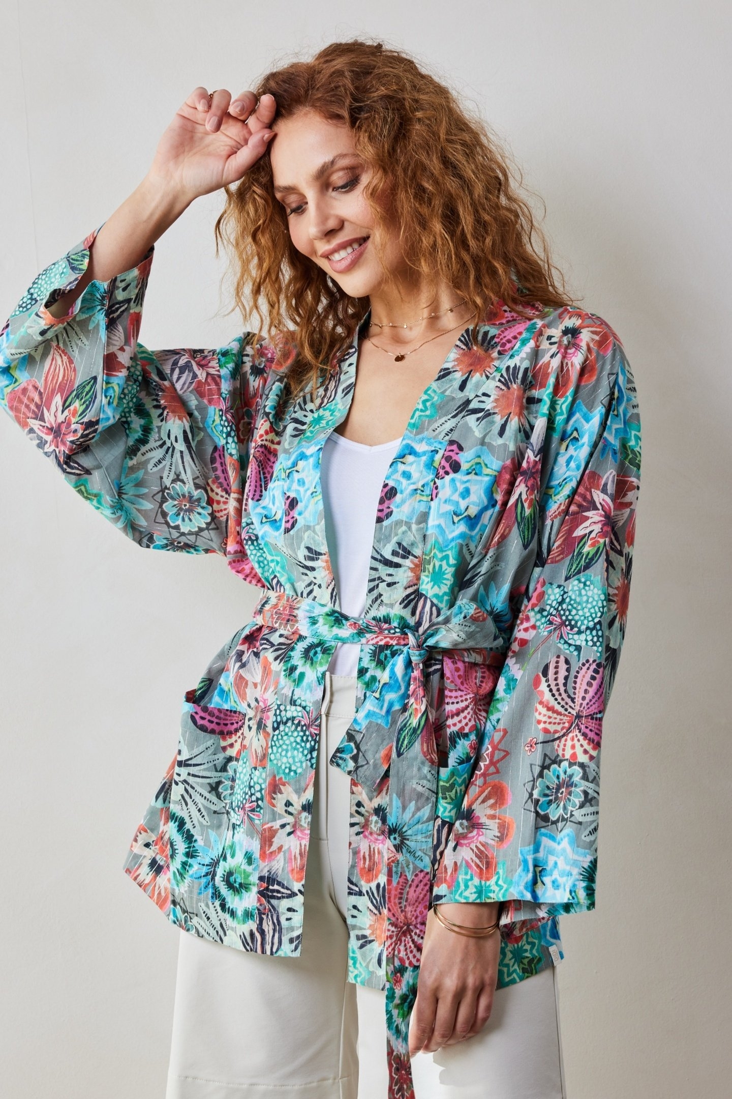 KIMONO IN GRANITE GREEN WITH FLORAL MEDLEY PRINT 3