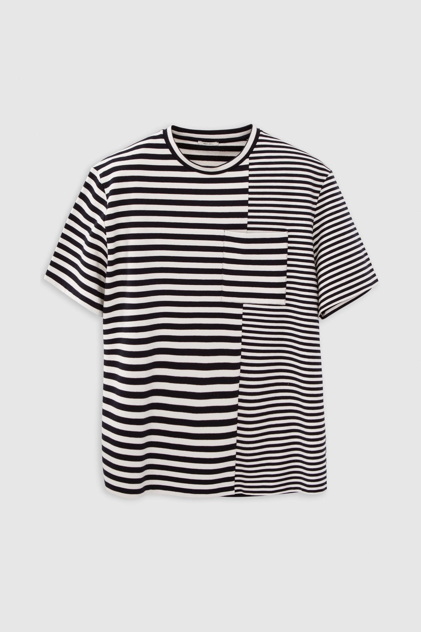OFF-WHITE NAVY STRIPED SAILOR T-SHIRT 5
