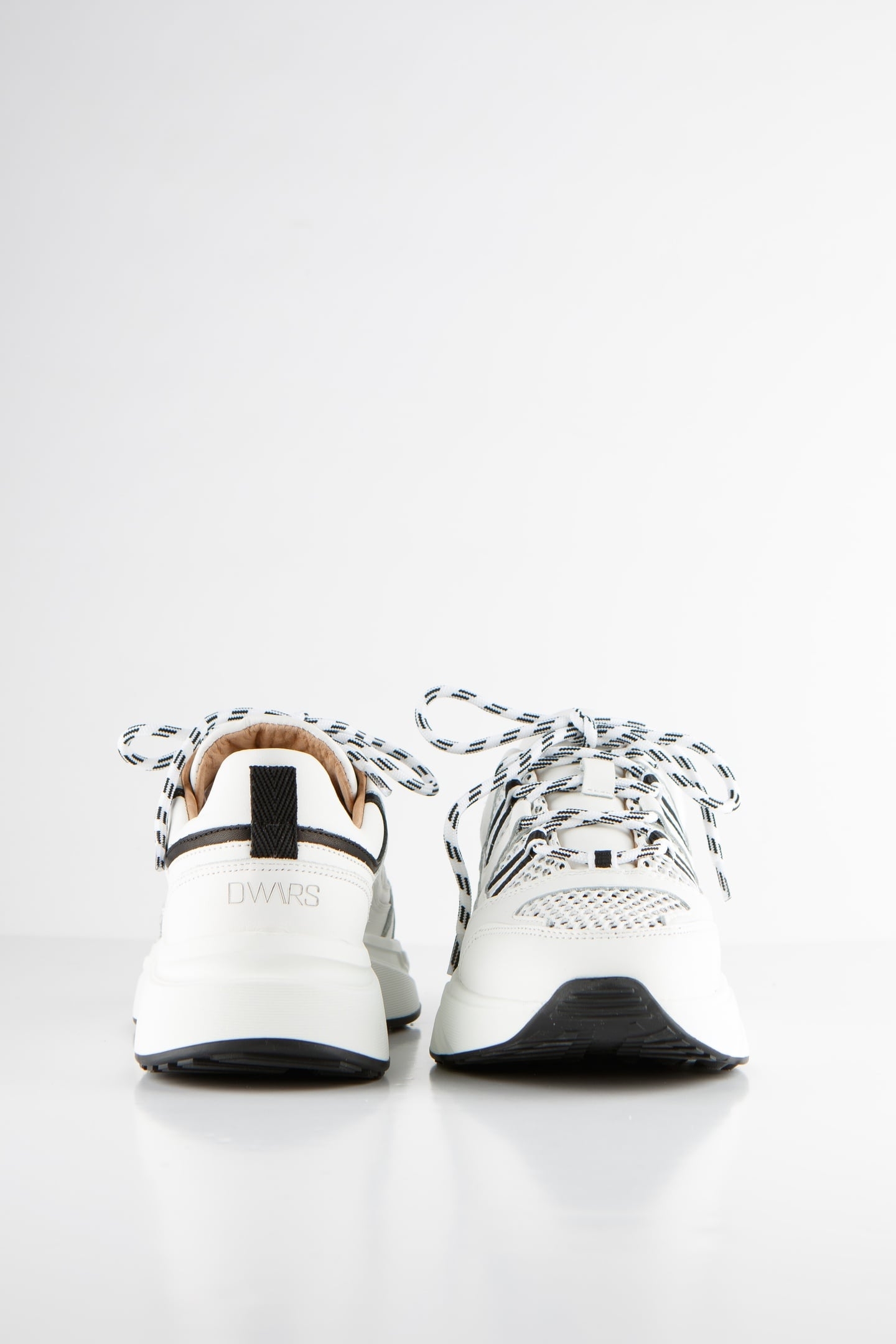 SENJA SNEAKER BLACK / WHITE 3