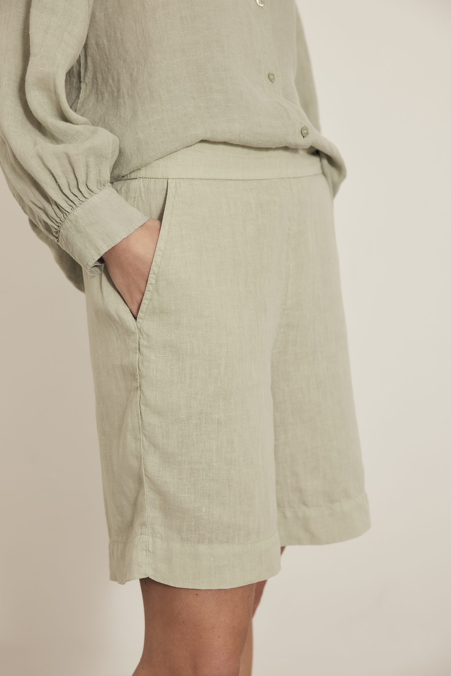 KARMEN SHORTS GREEN TEA 5