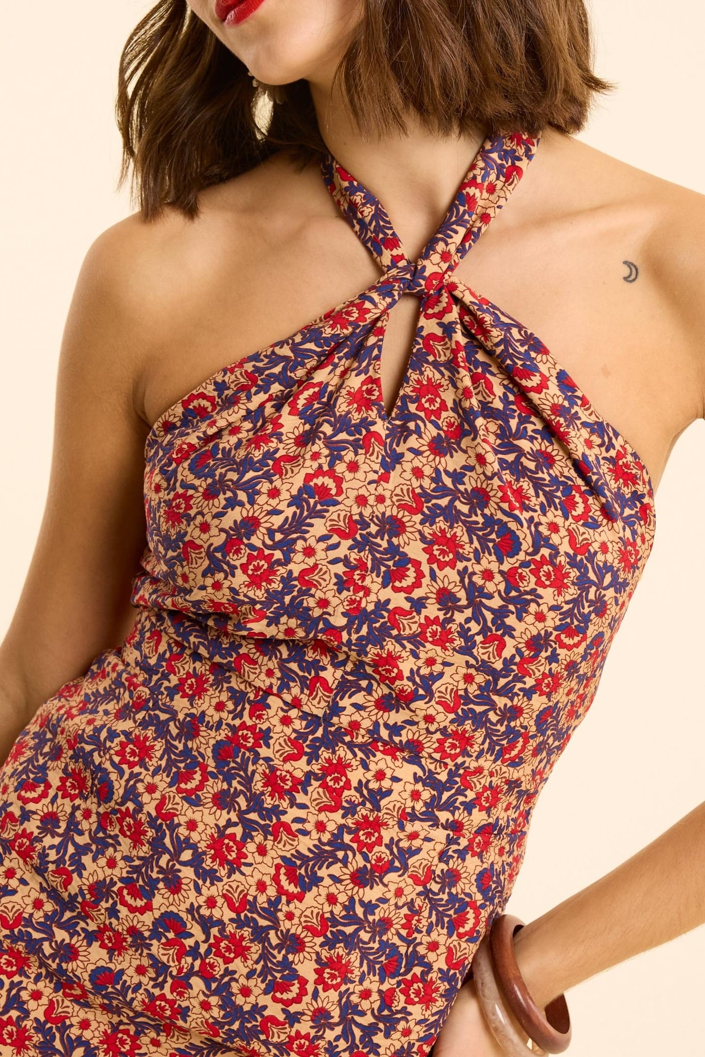 RED BACKLESS DRESS WITH FLOWERY PRINT ECRU 6