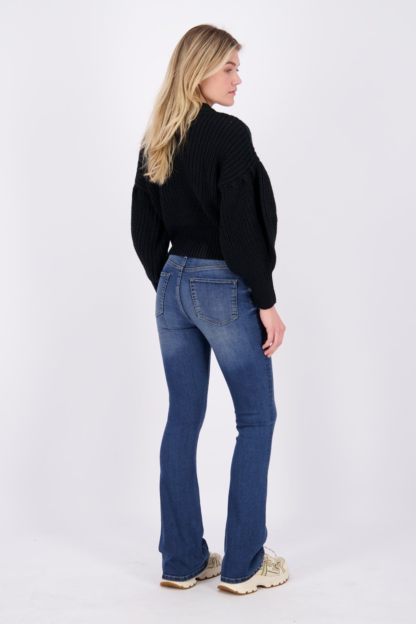 SUNRISE FLARE JEANS DARK BLUE STONE 4