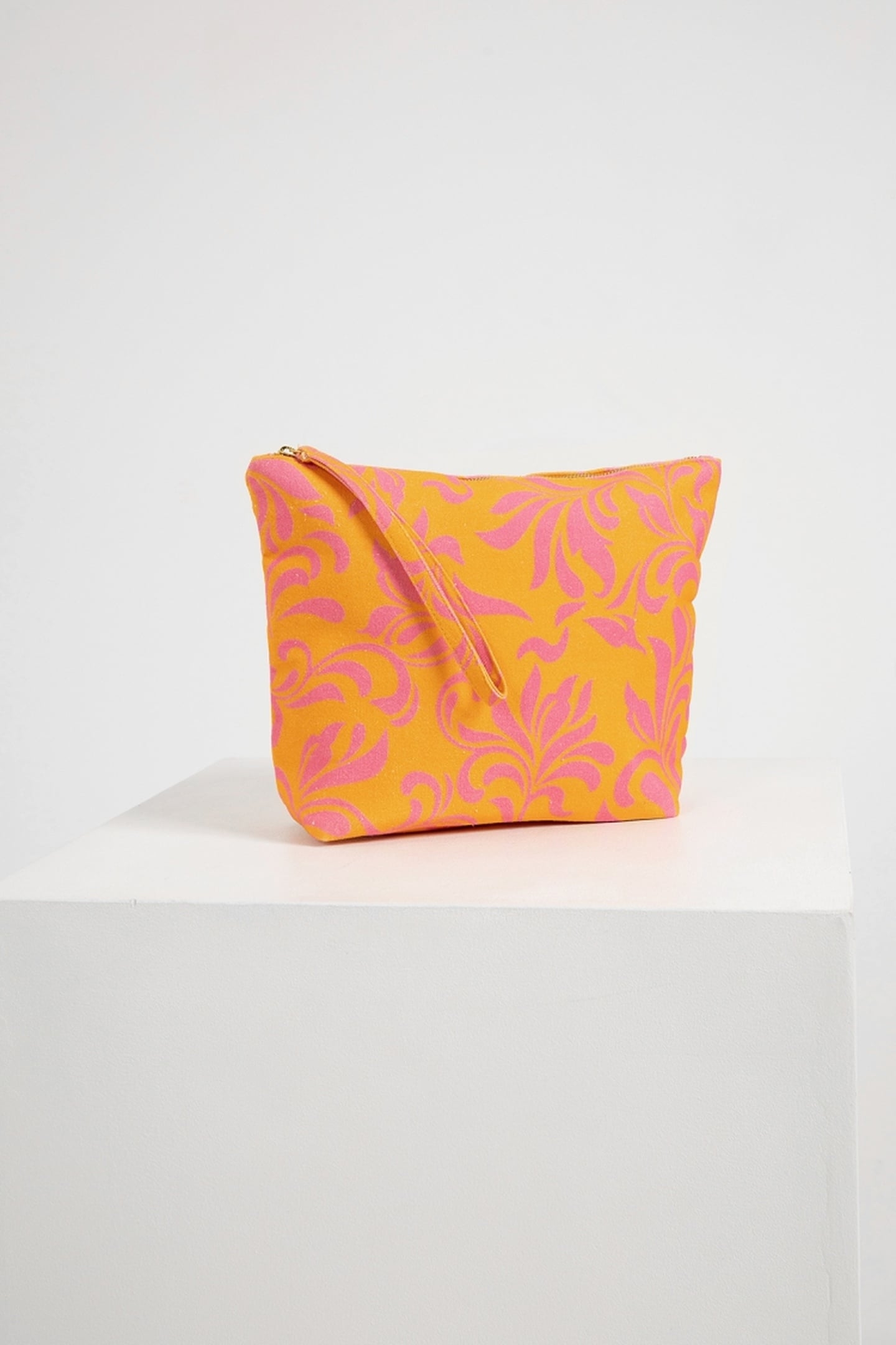 TOILET BAG XXL LIGHT ORANGE PRINT 2