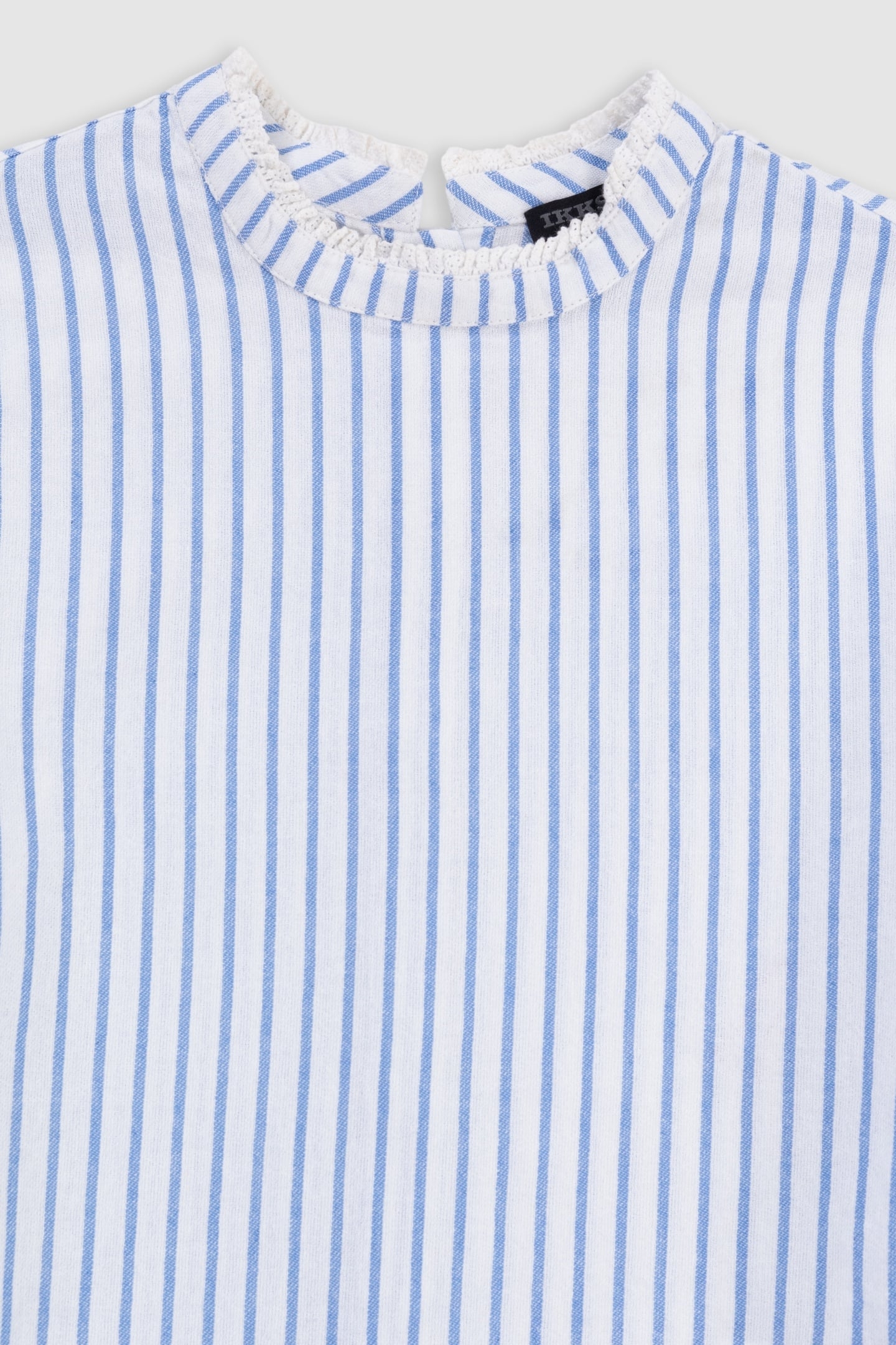 BLUE STRIPED BLOUSE WITH LACE COLLAR AND BASQUE 4