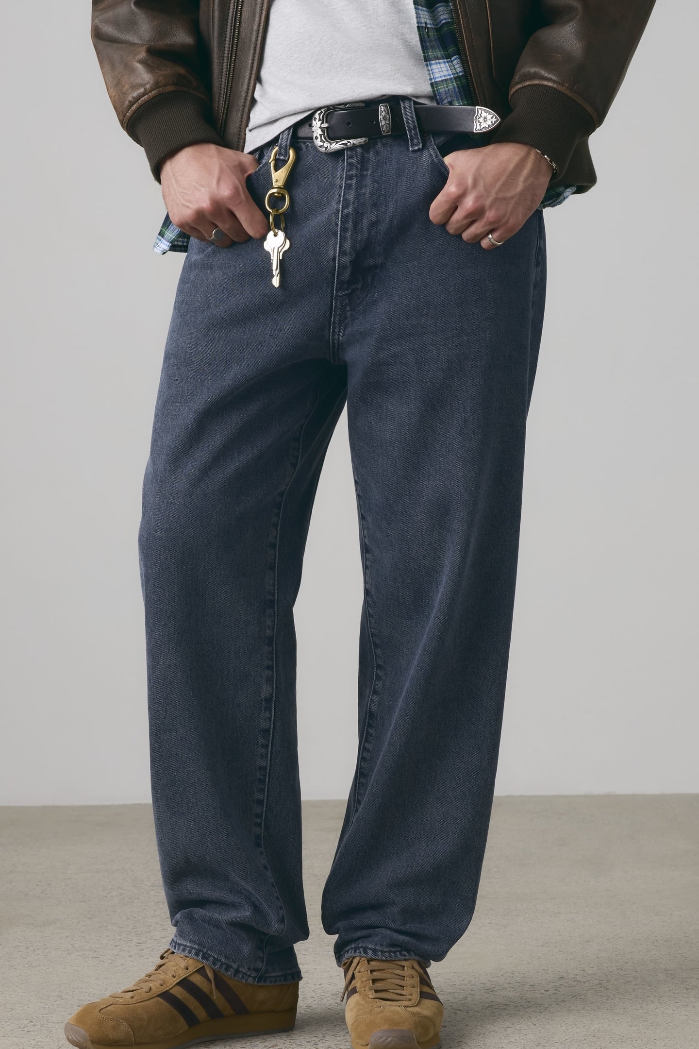 568 LOOSE STRAIGHT THE MIDNIGHT BLUES S 1