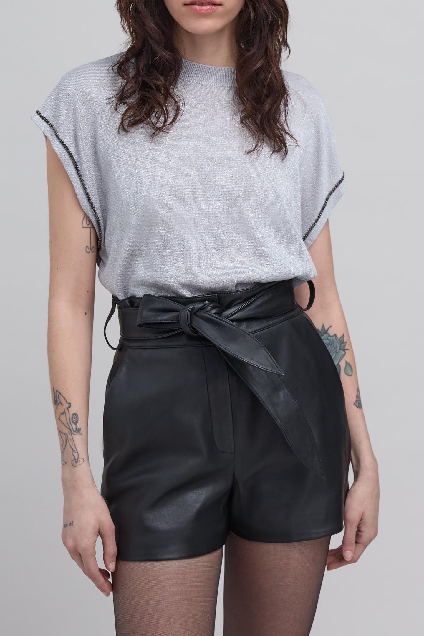 CLOUD GREY LUREX KNIT TOP WITH CURB CHAIN DETAIL 2