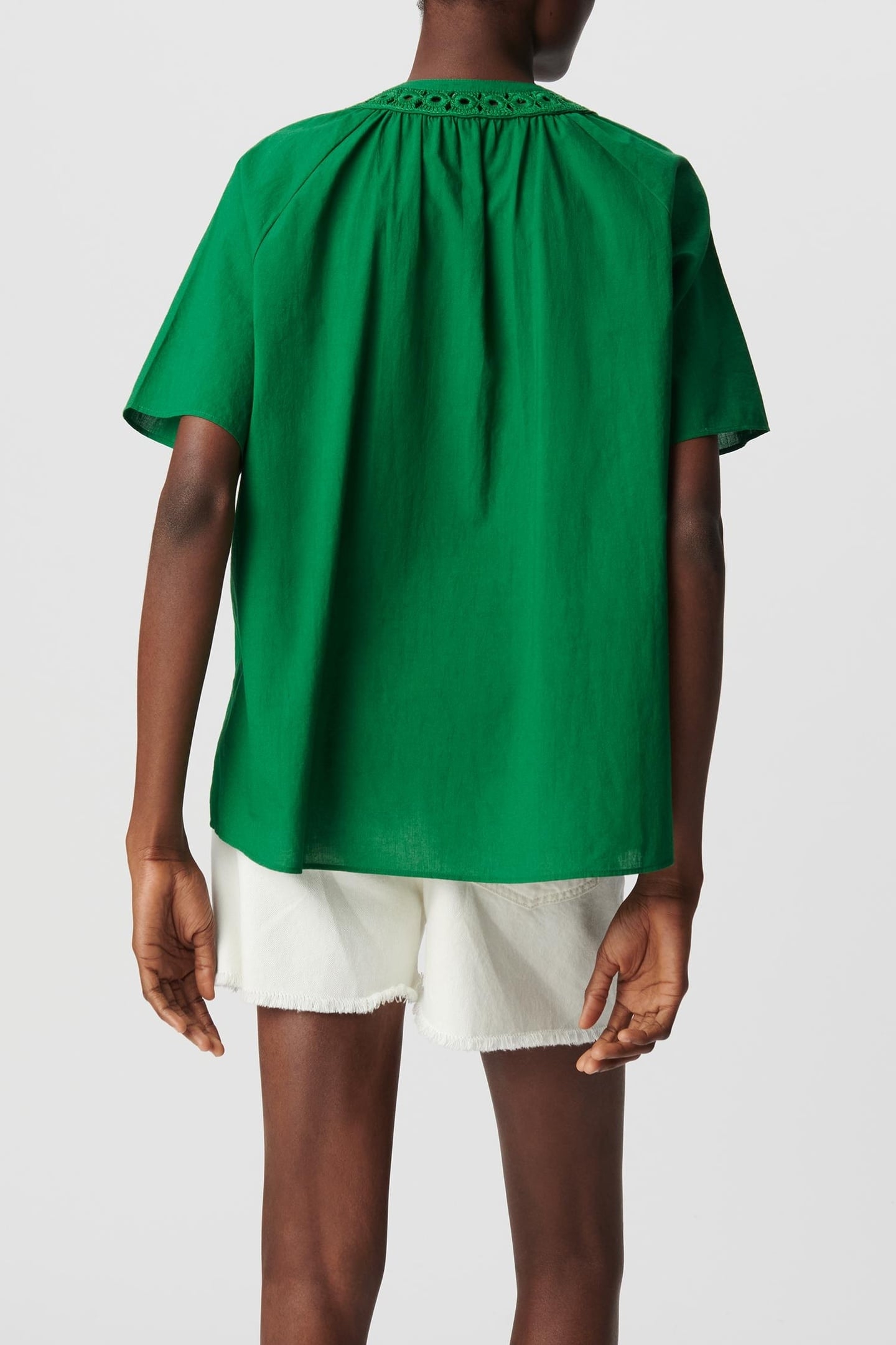 LOOSE-FITTING GREEN ORGANIC COTTON BLOUSE WITH EMBROIDERED N 2