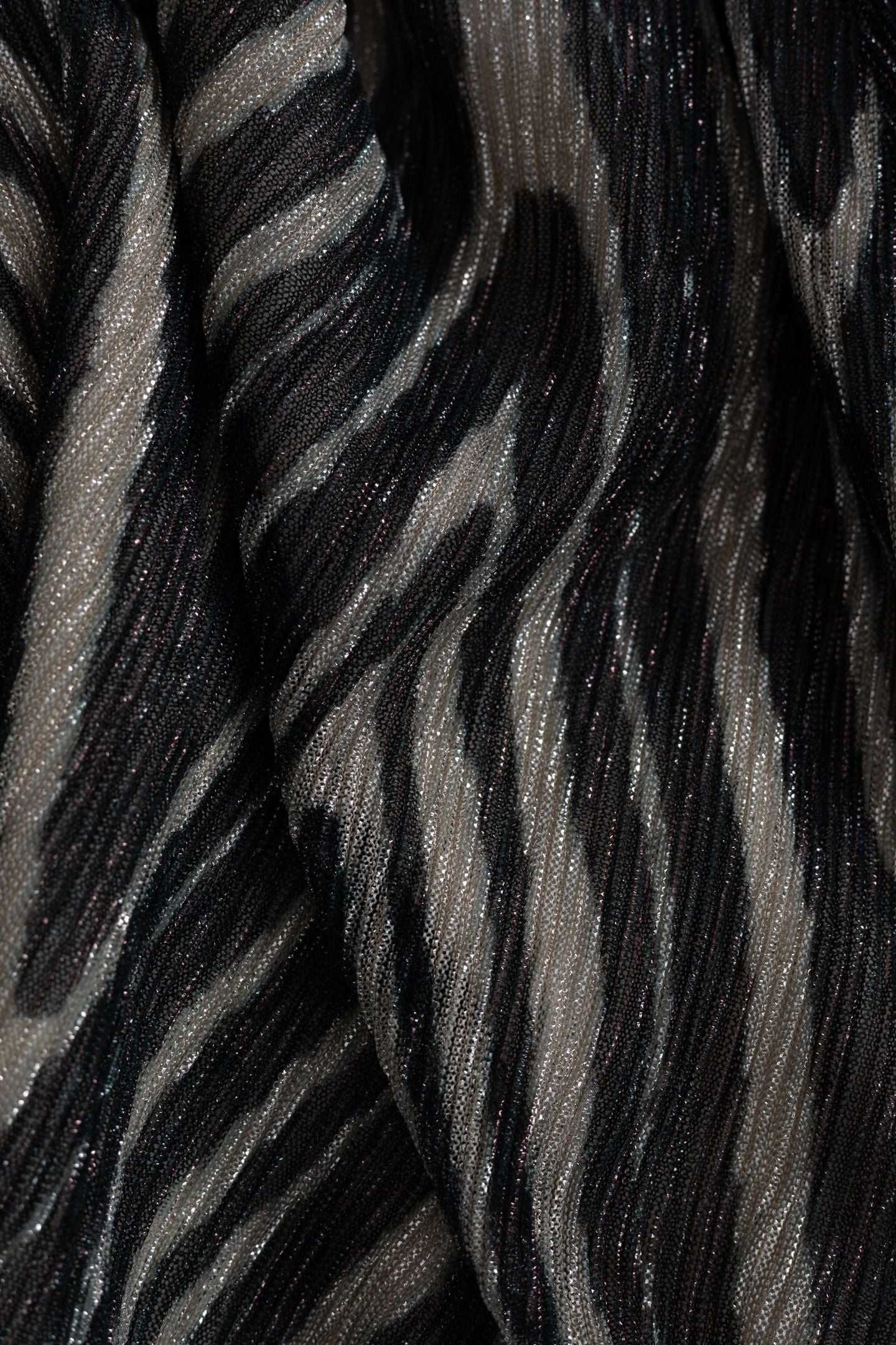 BLACK DRESS WITH GOLD HERRINGBONE PATTERN 3