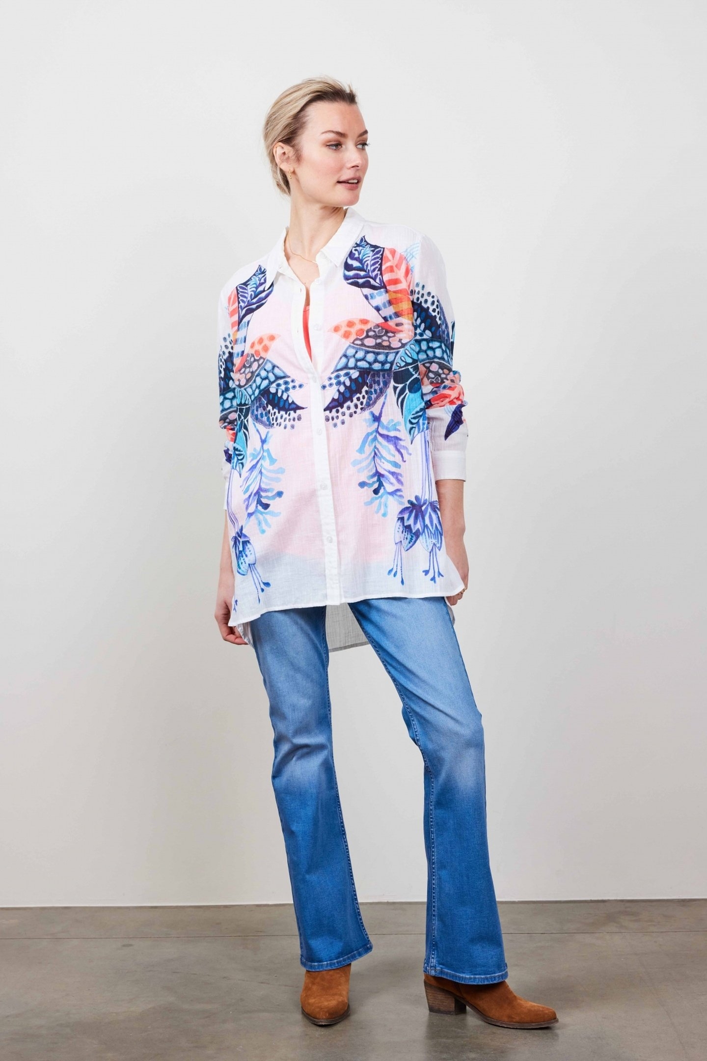 BIG BLOUSE PANEL IN WHITE WITH AZUR FUSION PANEL 2