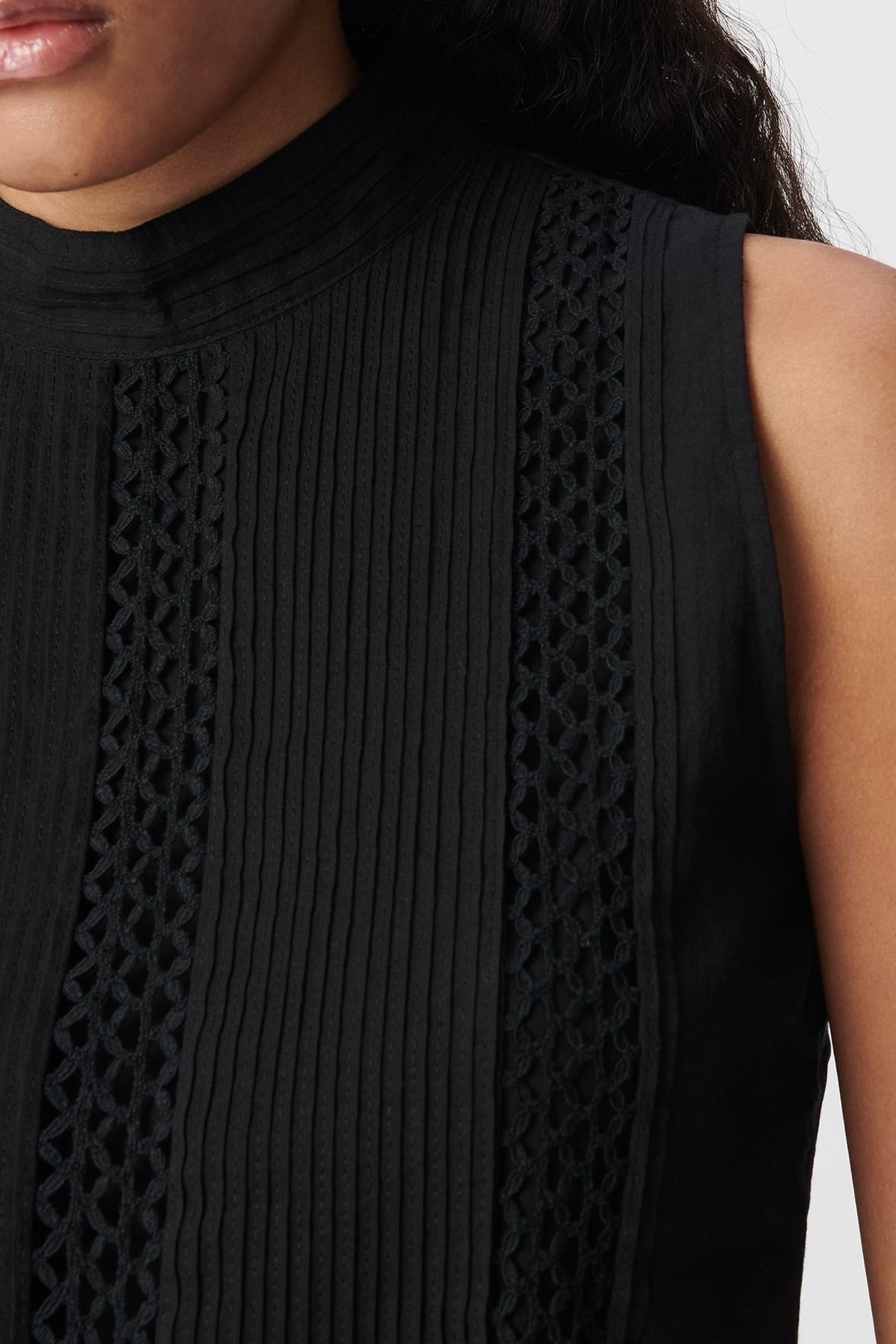 BLACK ORGANIC COTTON TOP DECORATED WITH TRIMMINGS 5