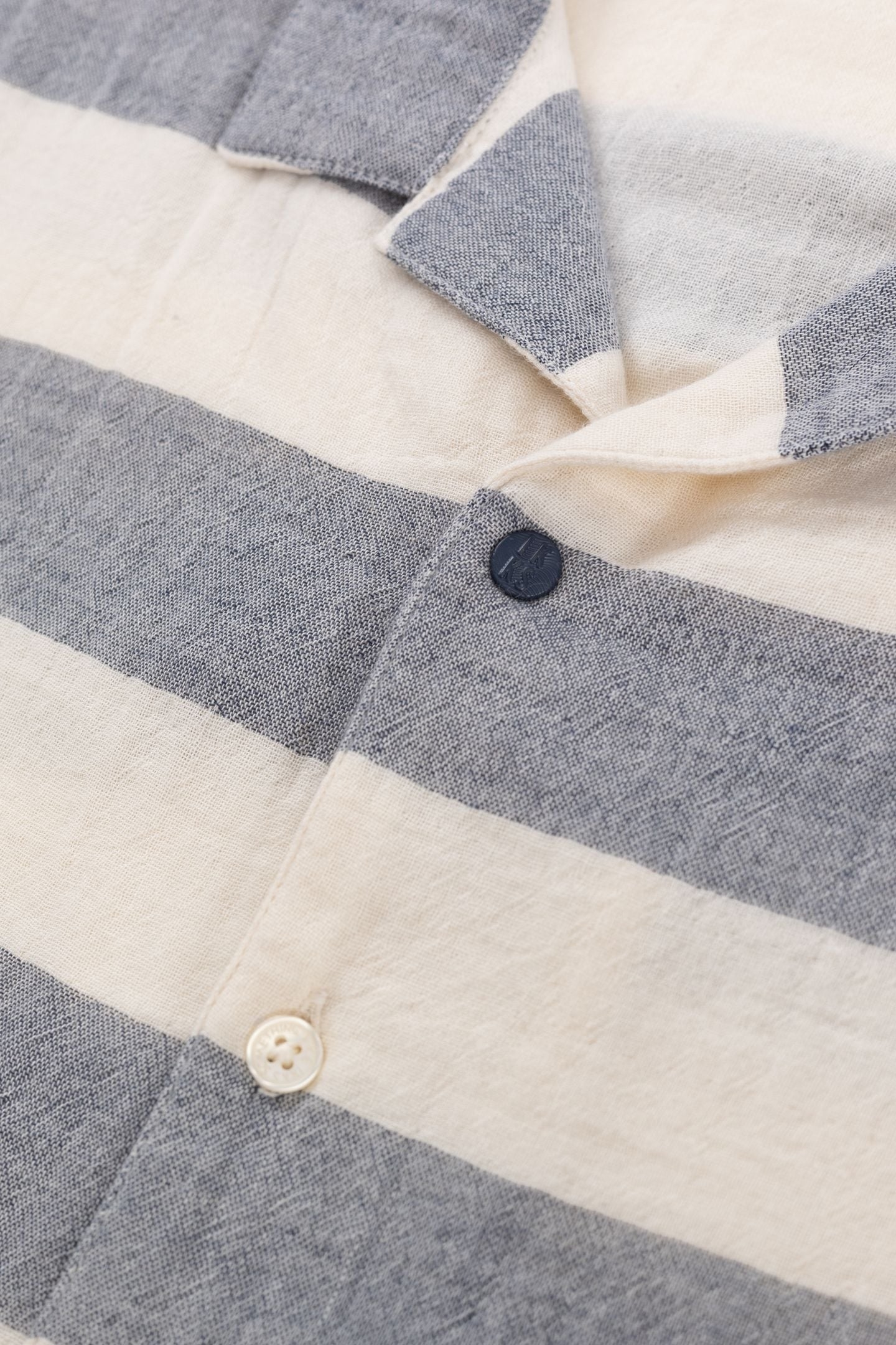 NAVY SHIRT WITH WIDE STRIPES 5