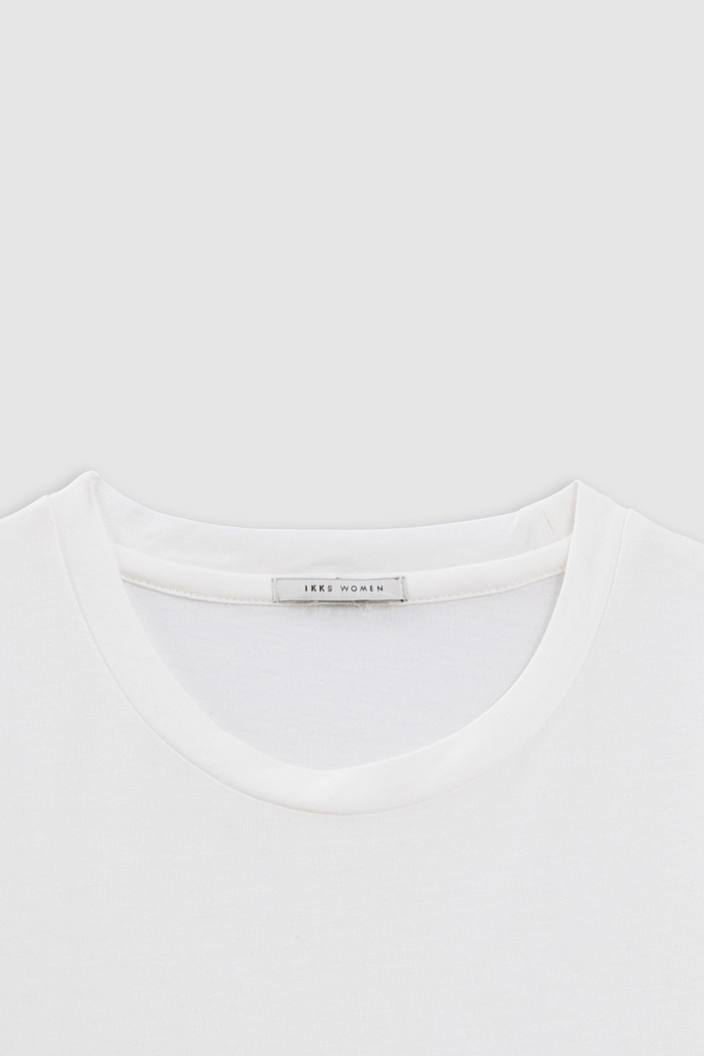 WHITE V-NECK T-SHIRT WITH SKULL IMAGE 3