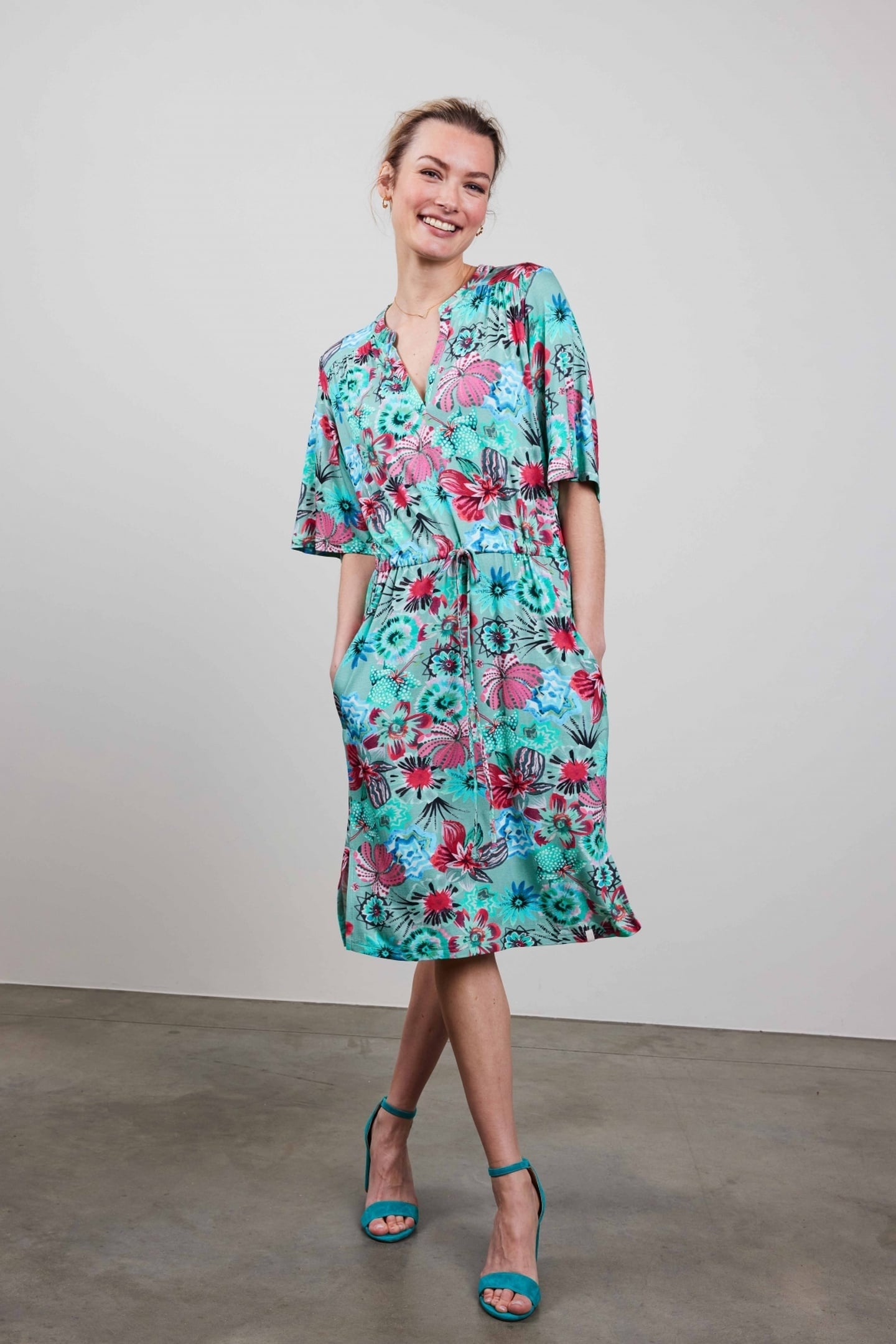 DRESS BAILY IN GRANITE GREEN WITH FLORAL MEDLEY 1