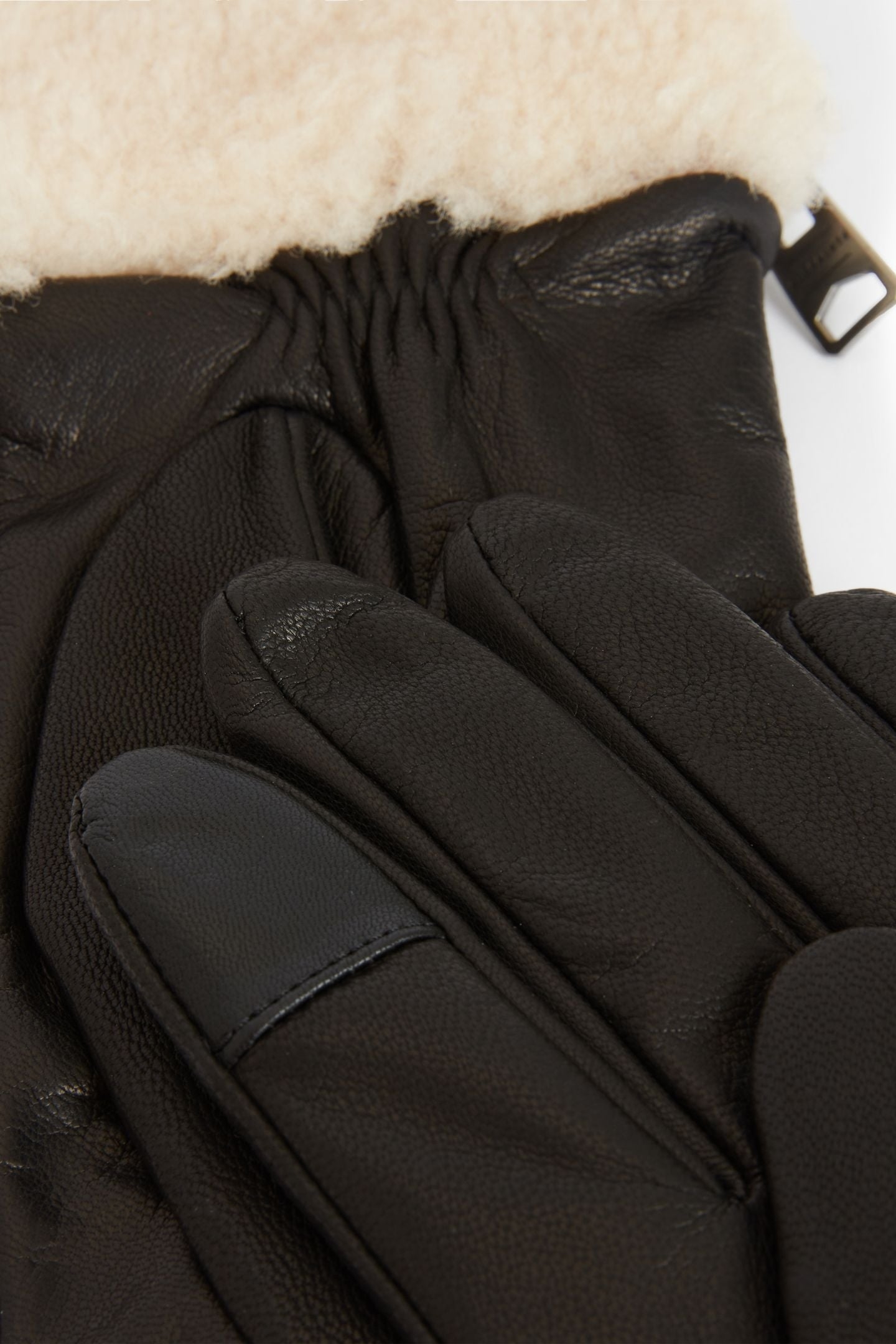 SASHA SHEARLING GLOV BLACK/ECRU WHITE 4