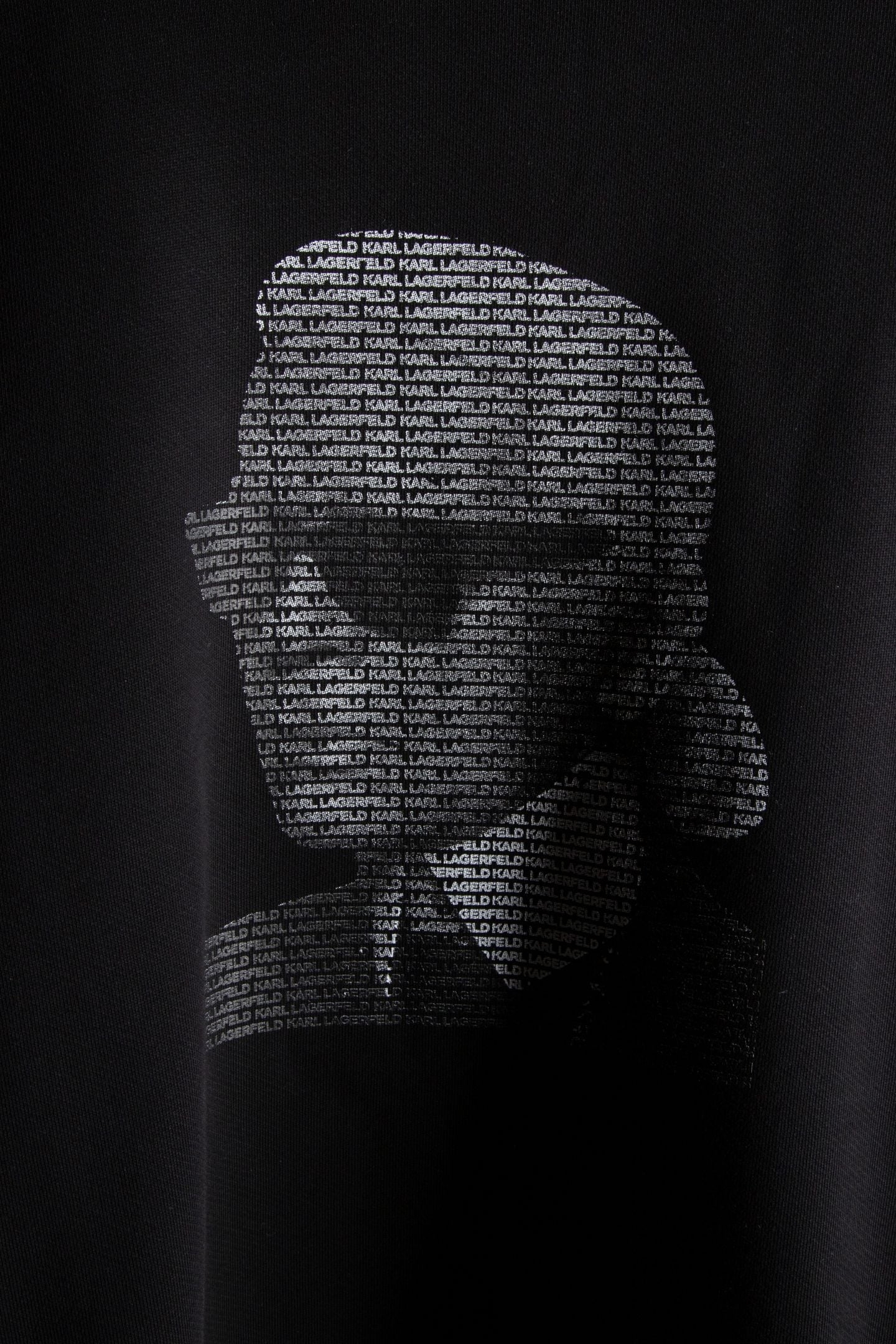 BLACK SWEAT CREWNECK 4