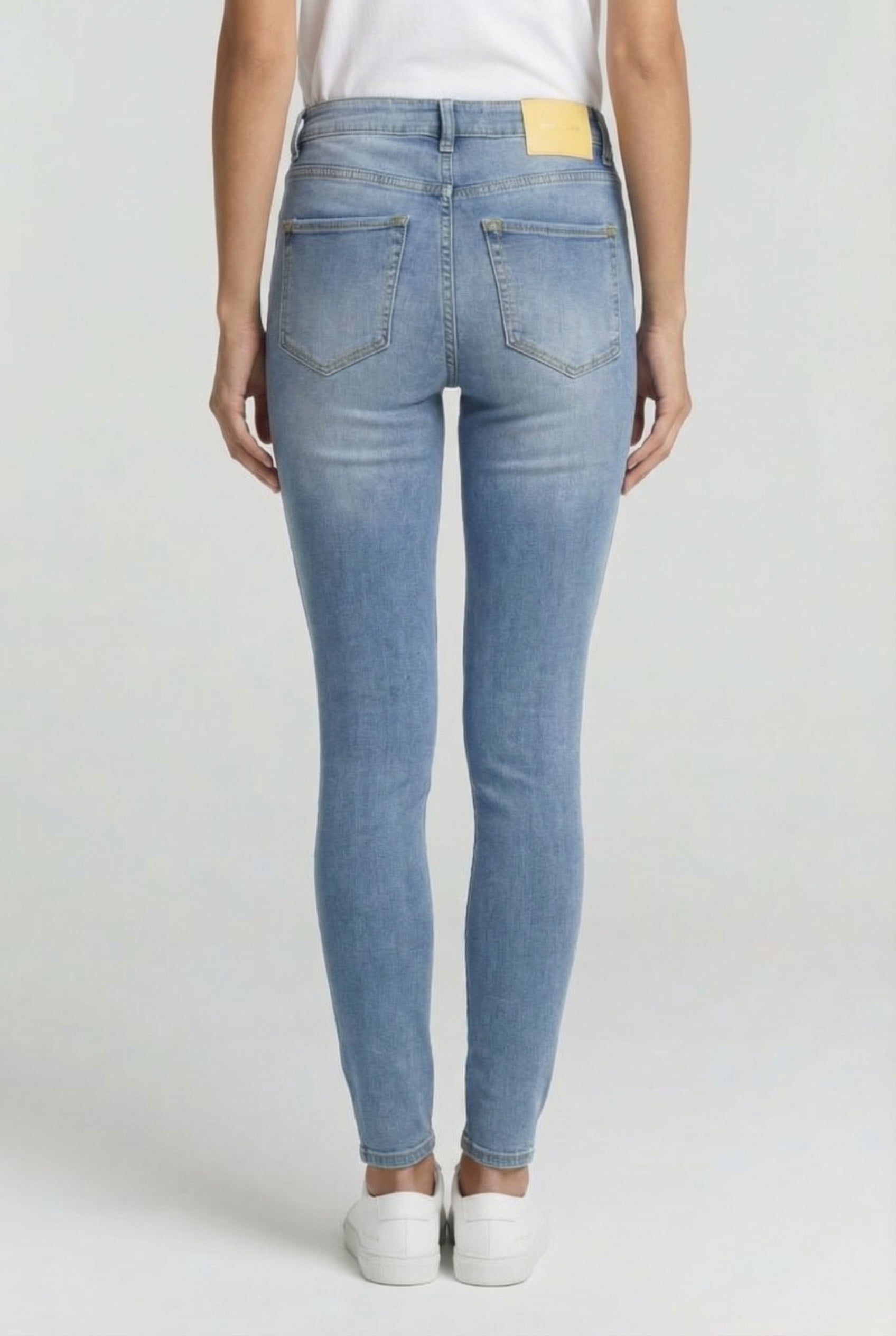 BLOSSOM MID BLUE STONE 2