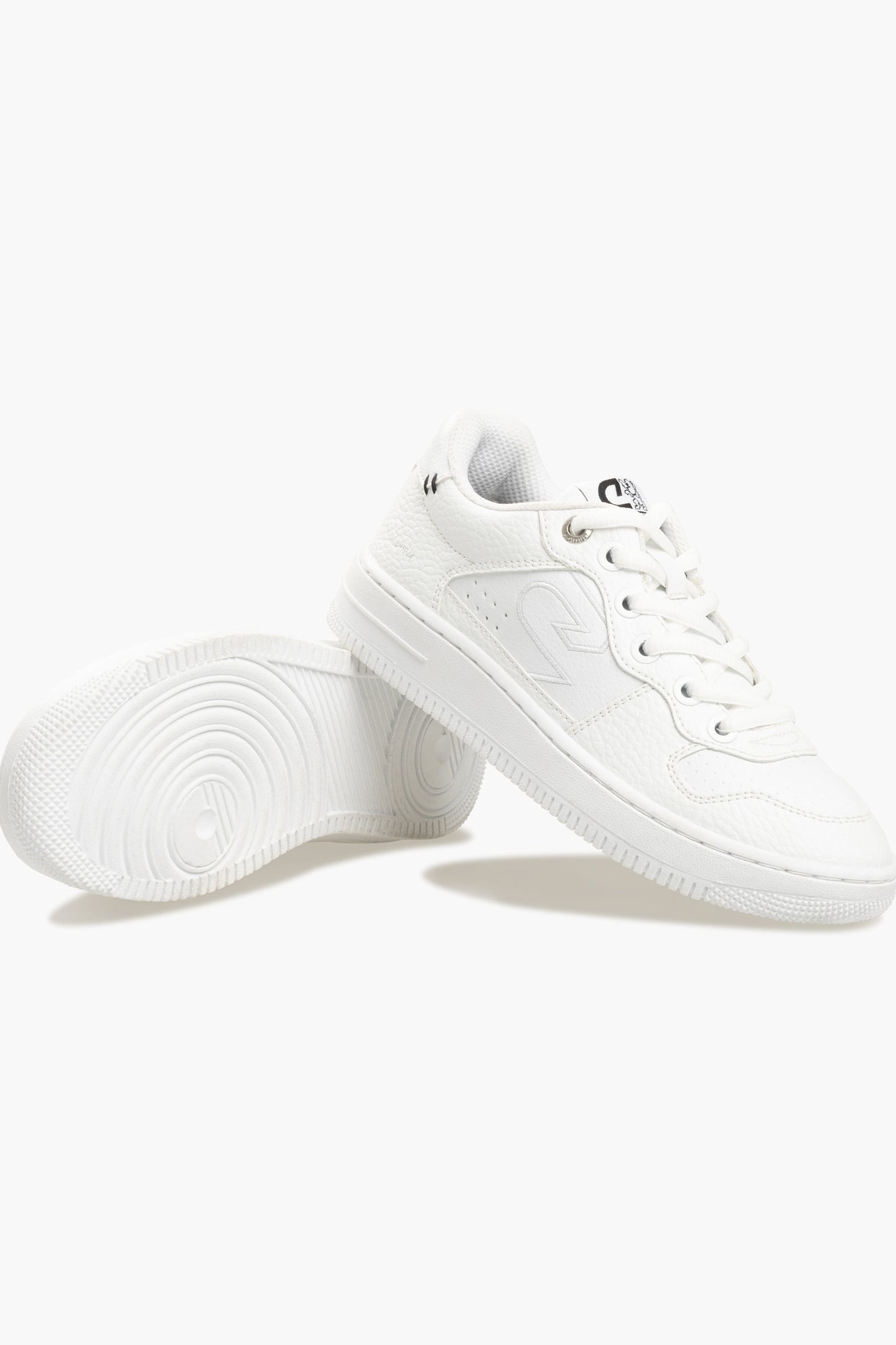 BOYS ROYAL C WHITE 4