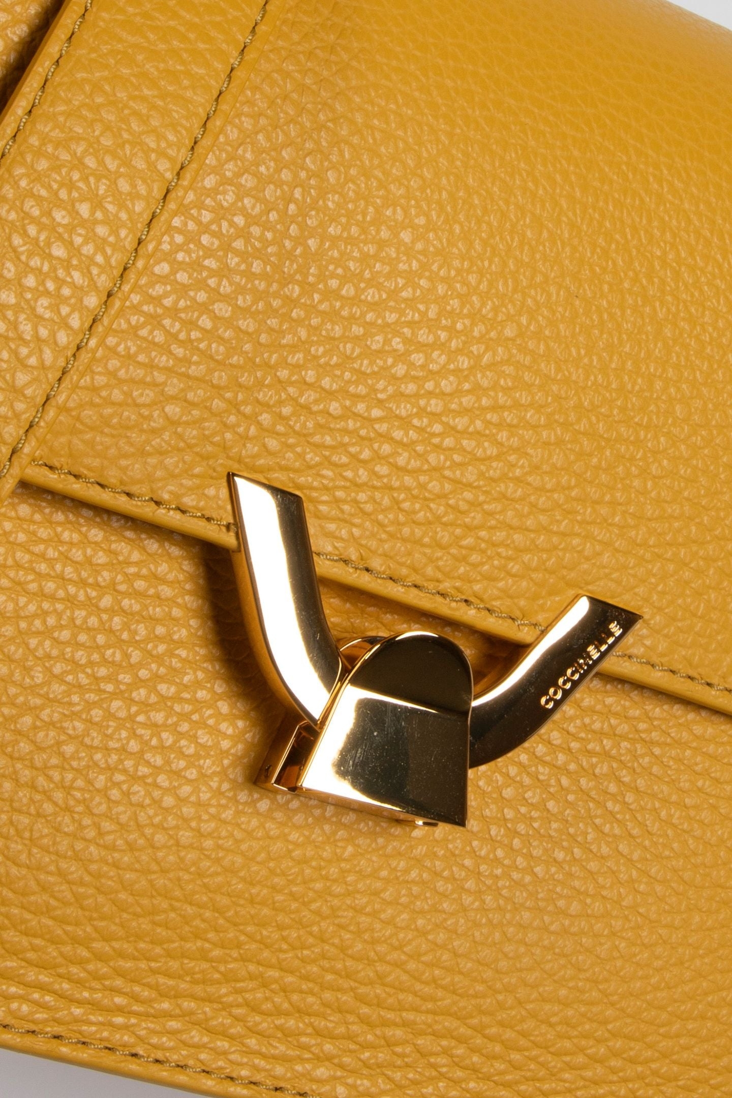 LEATHER CROSS BODY BAG IN YELLOW 5