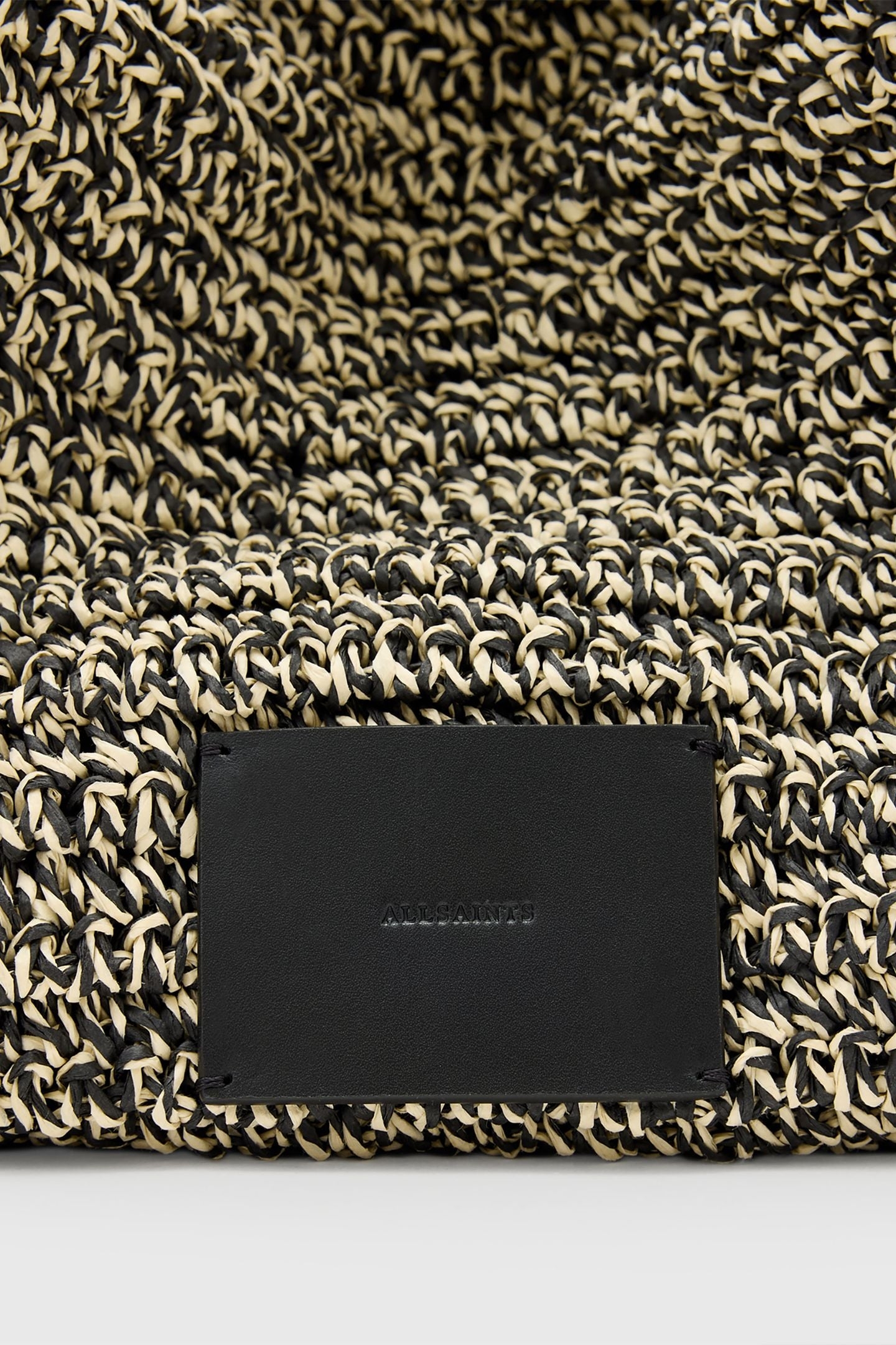 ASHA PAPER SHLDR BAG BLACK/NATURAL 8