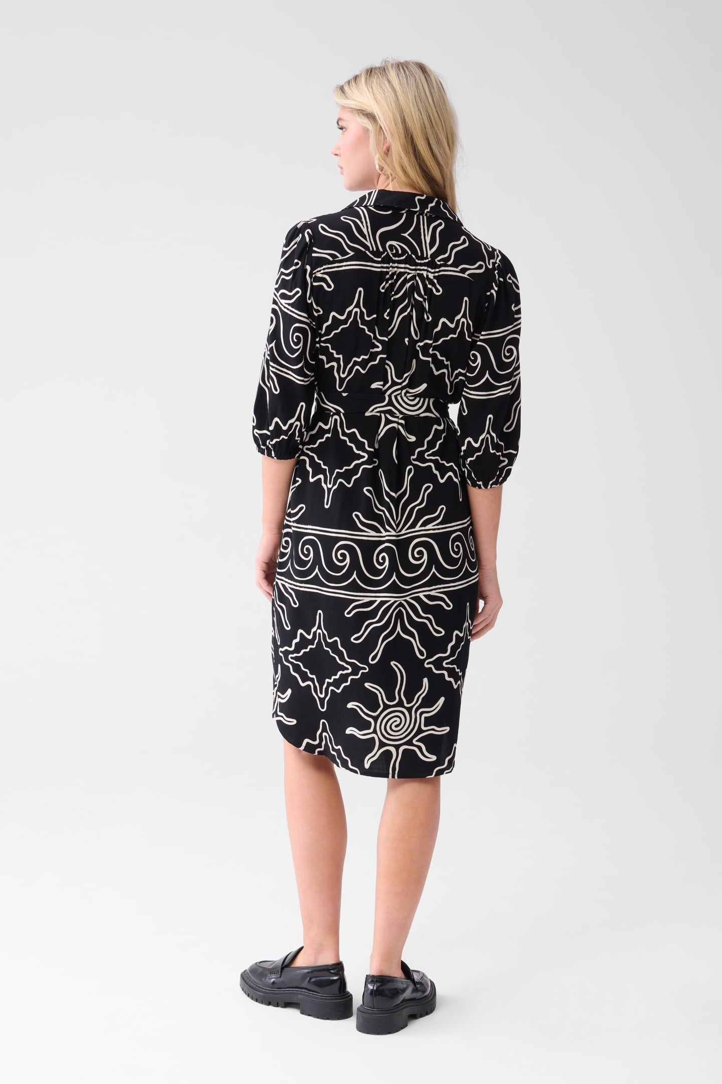 LA-SBTENDER SHORT DRESS BLACK/WHITE 2