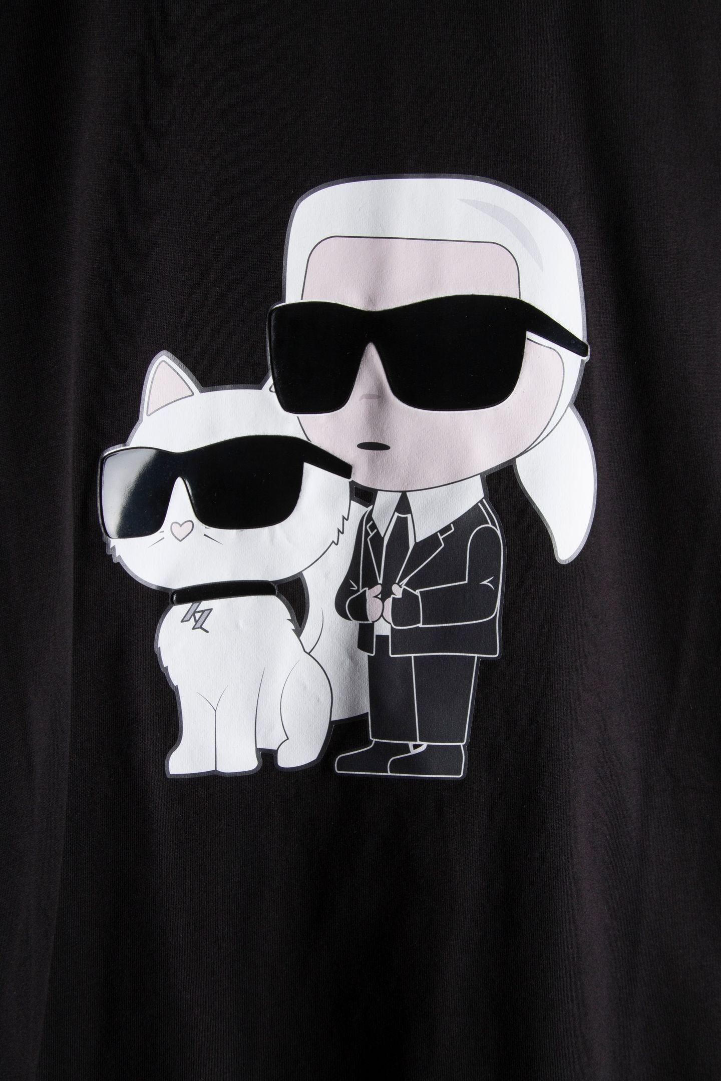 BLACK T-SHIRT CREWNECK 4